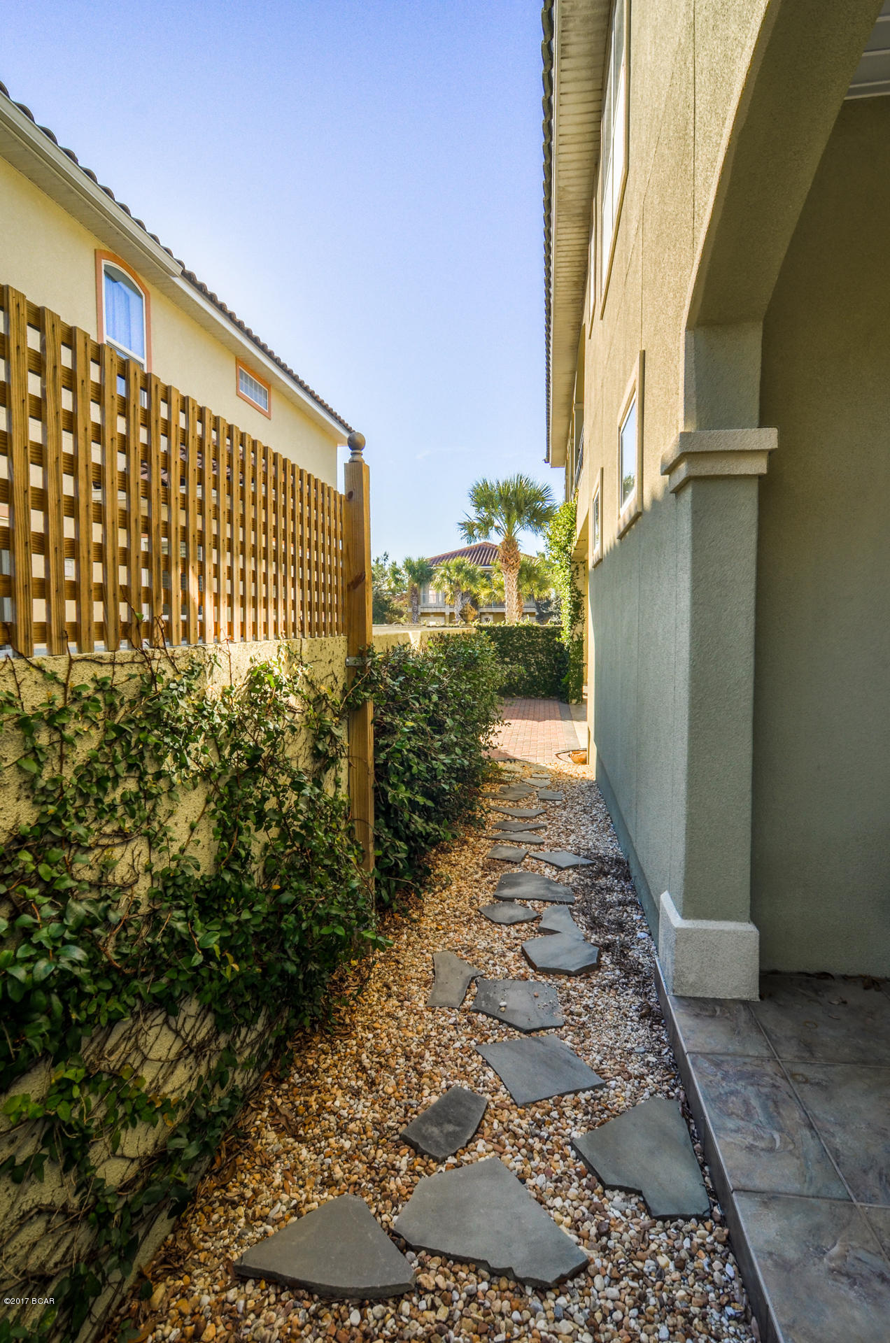 La Valencia Beach Resort - Residential