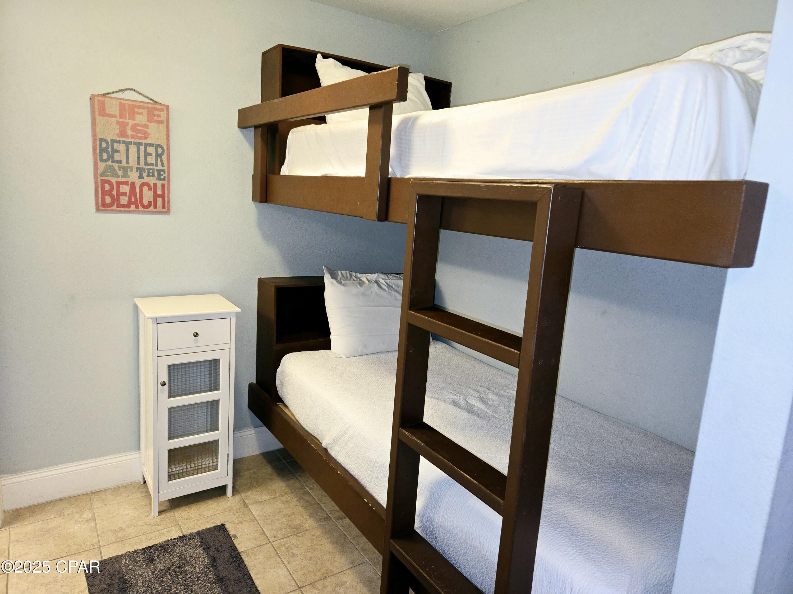 Laketown Wharf - Residential Lease