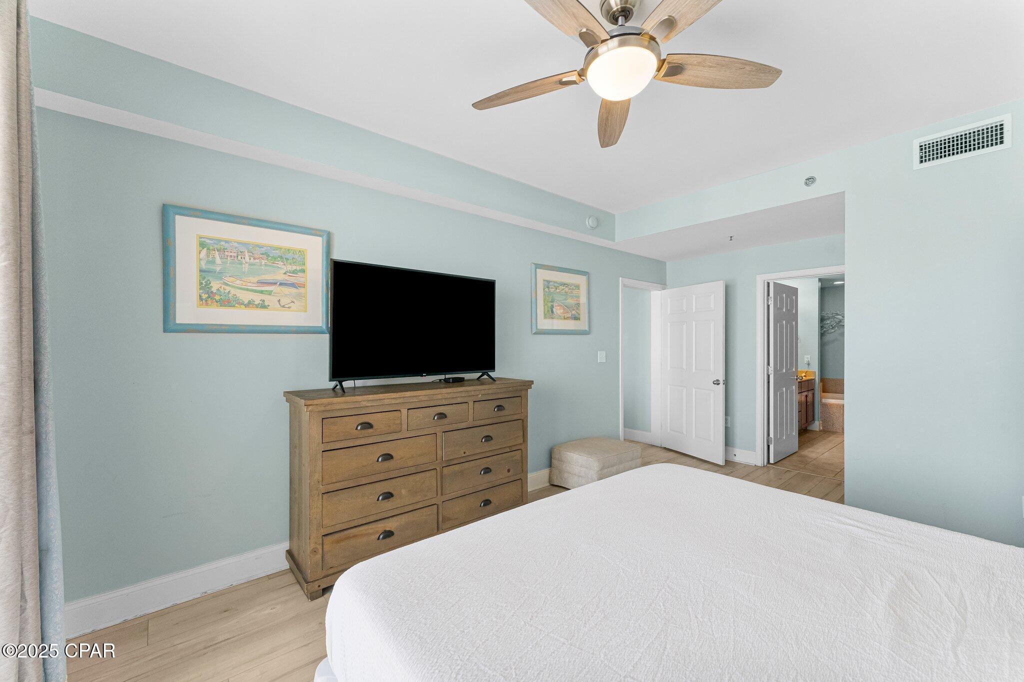 Laketown Wharf - Residential