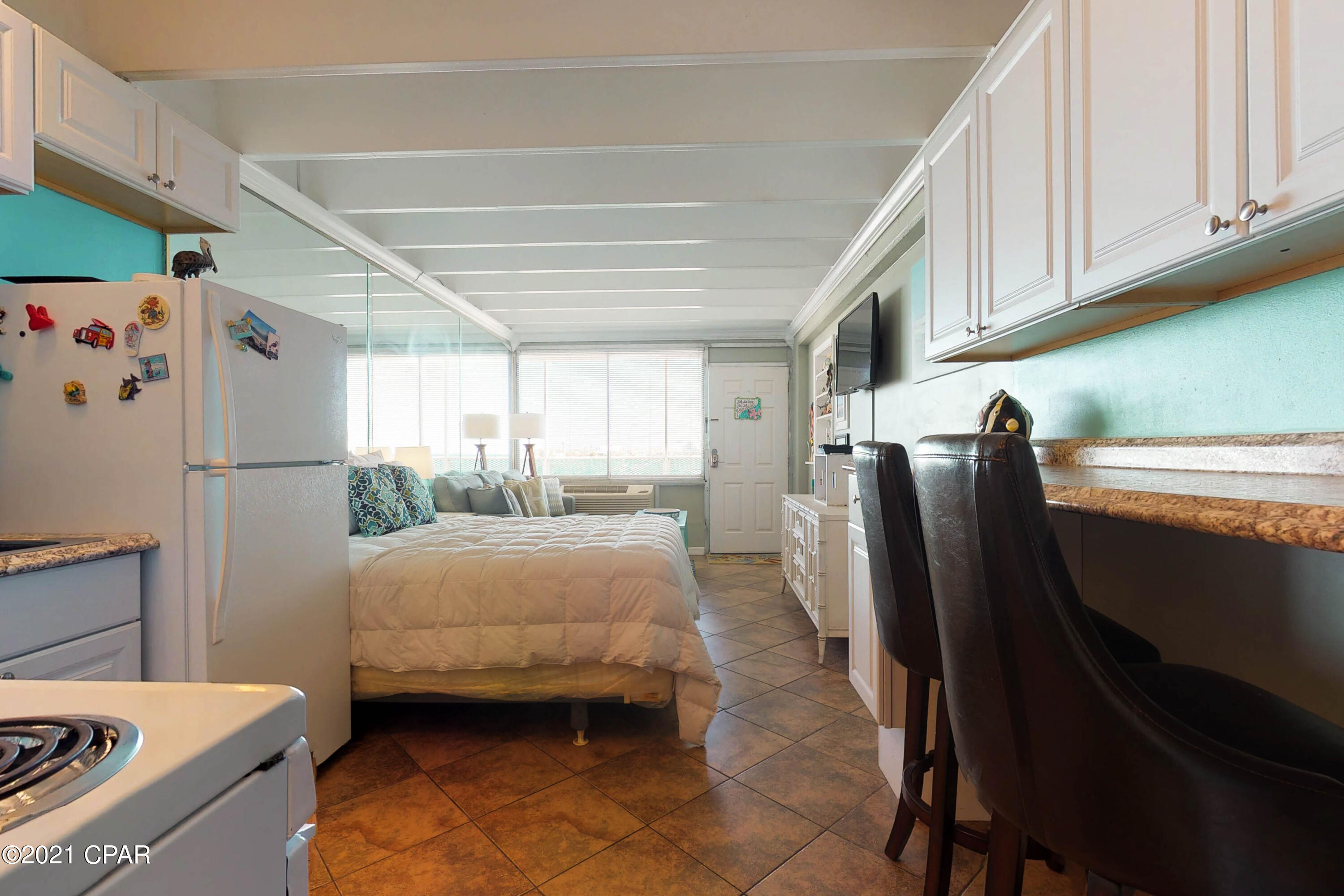 Fontainebleau Terrace - Residential