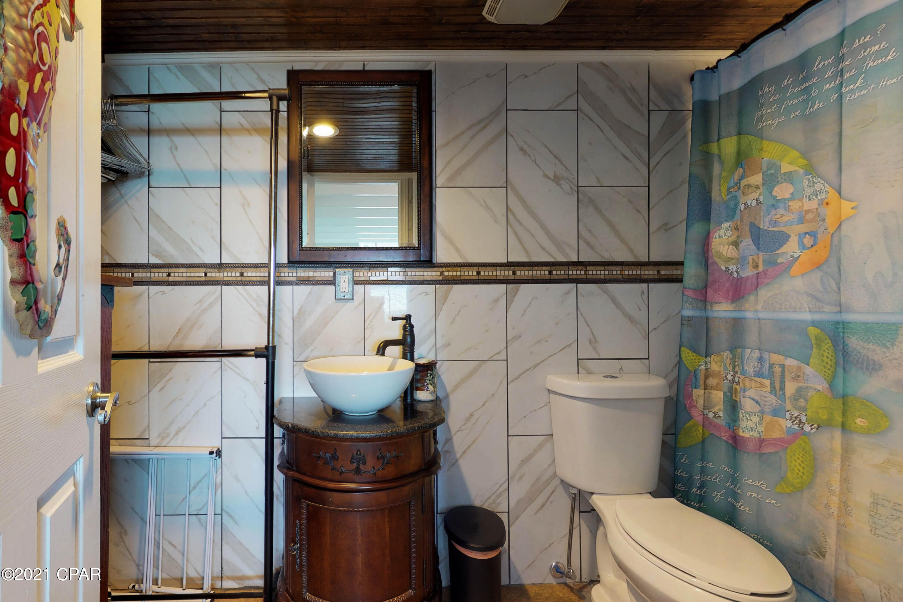 Fontainebleau Terrace - Residential