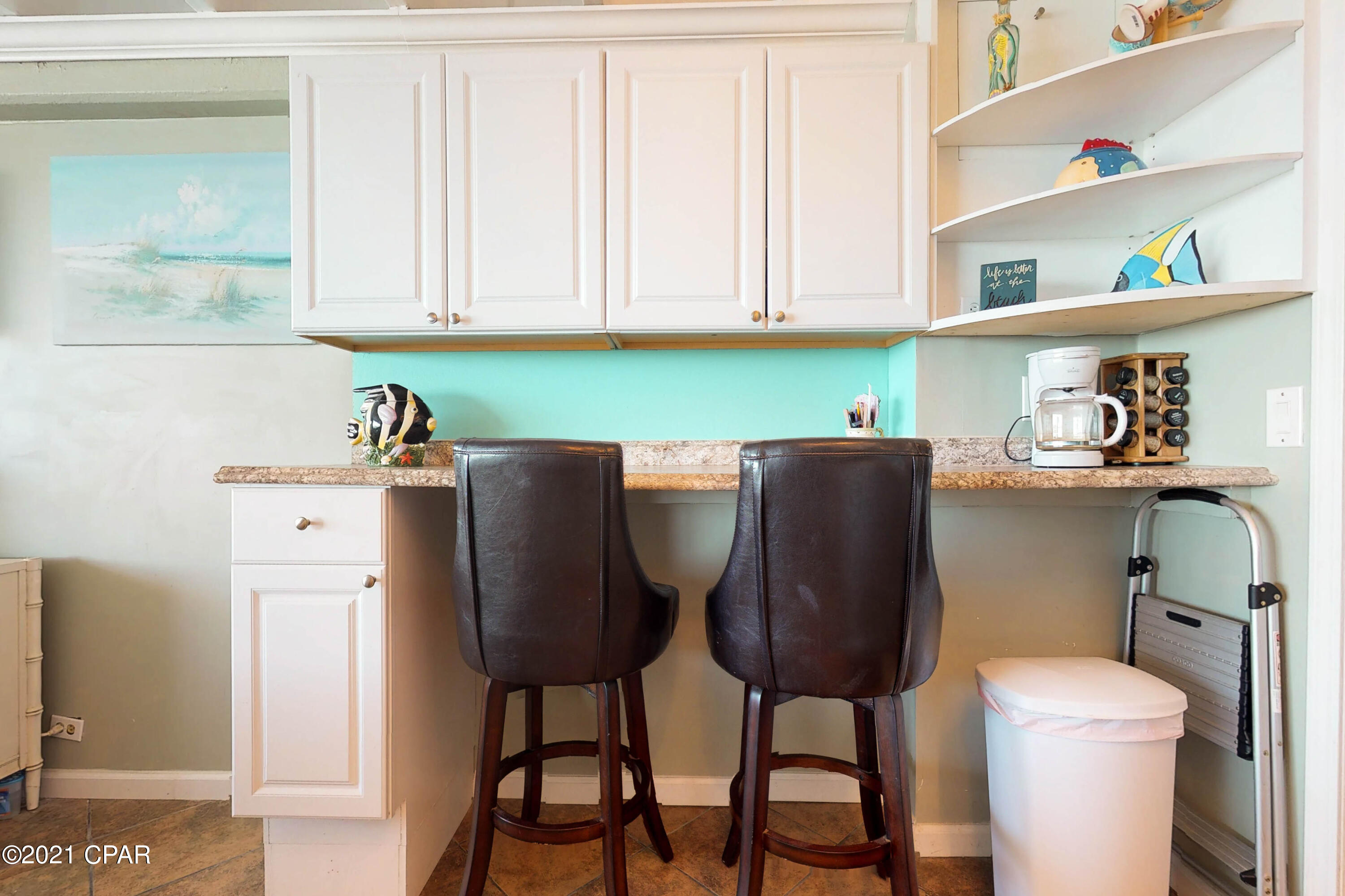 Fontainebleau Terrace - Residential