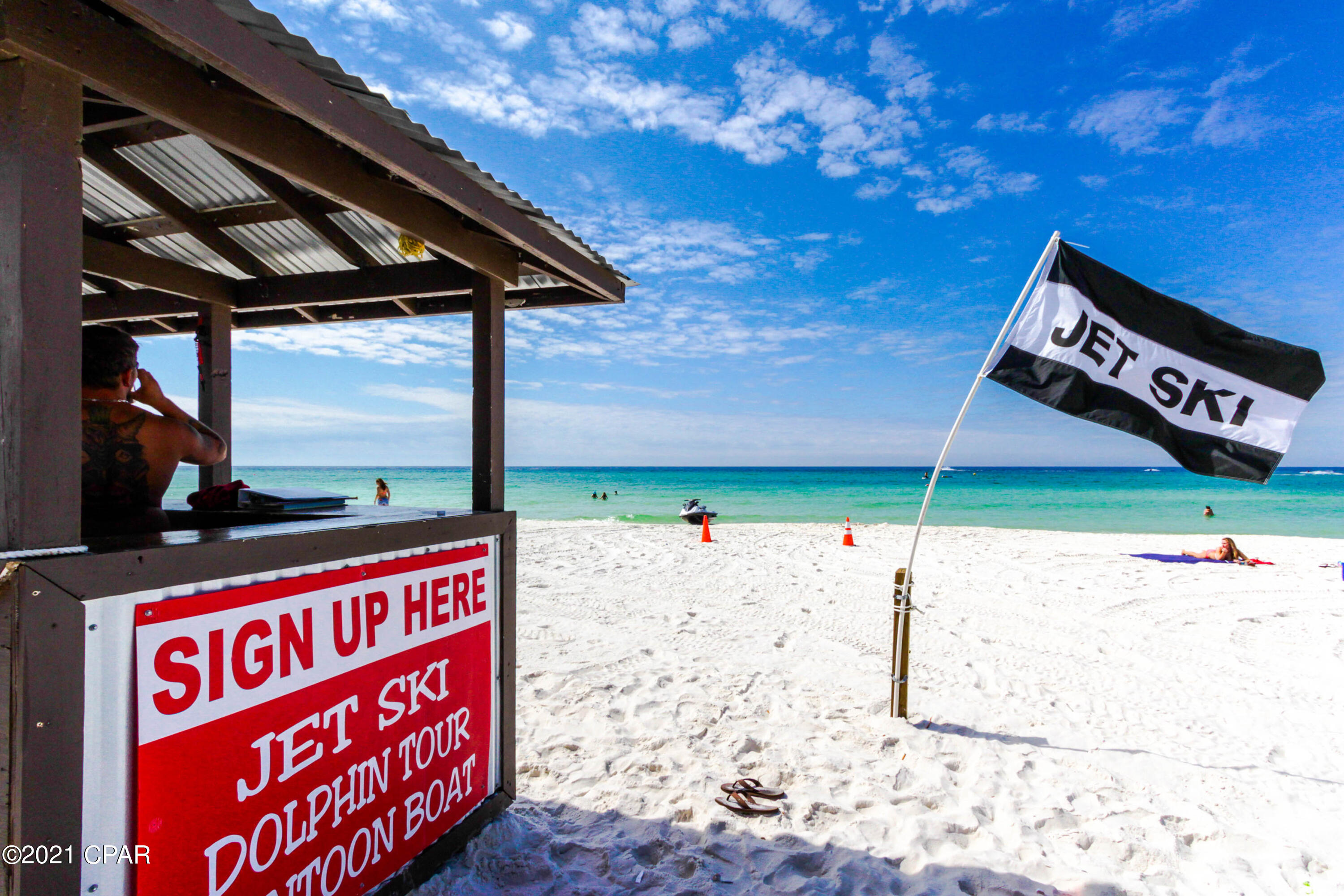 Fontainebleau Terrace - Residential
