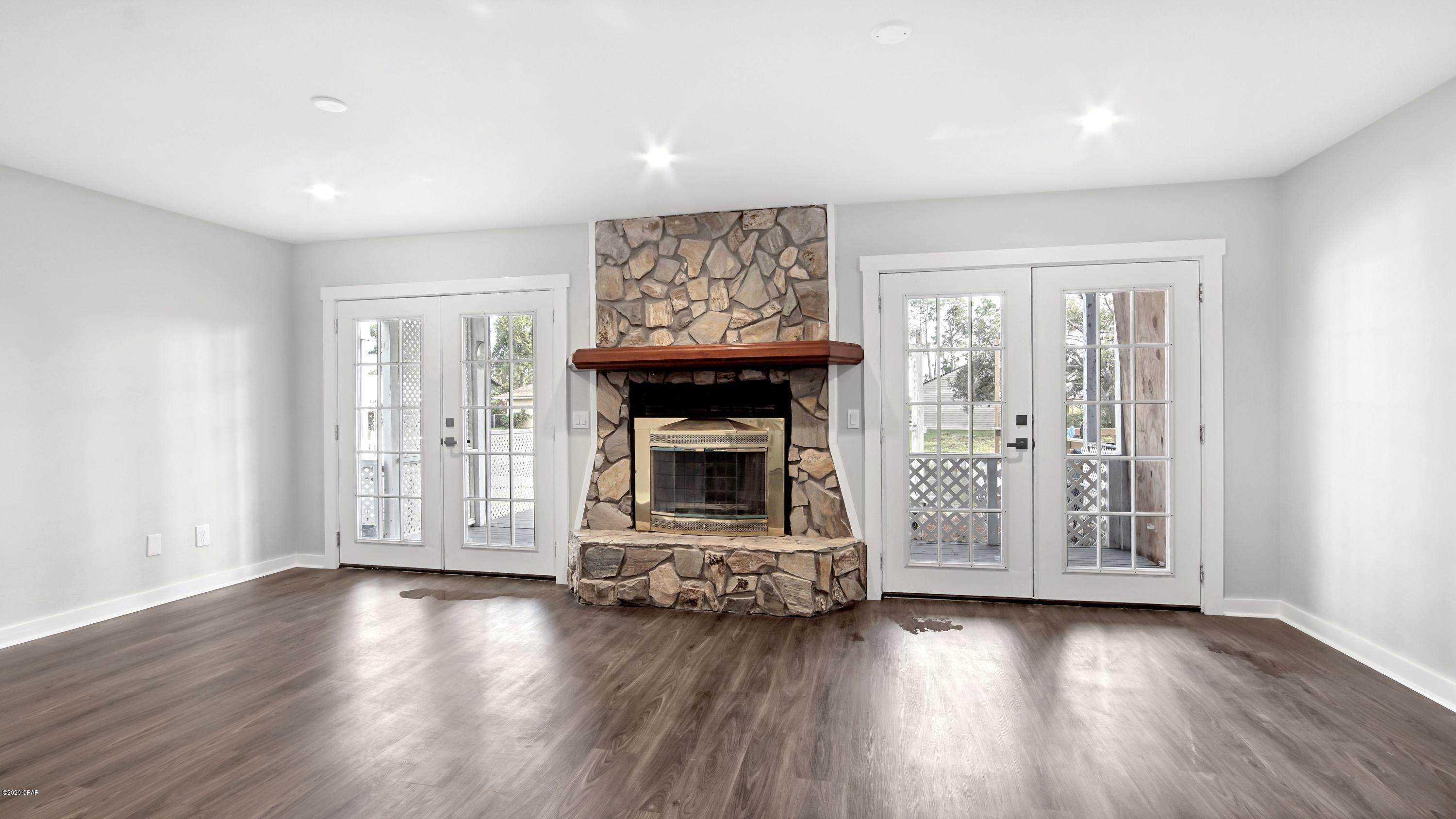 Venetian Villa - Residential