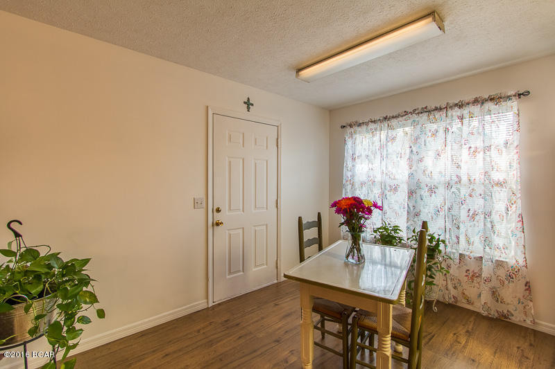 Lakewood Manor U-3 - Residential