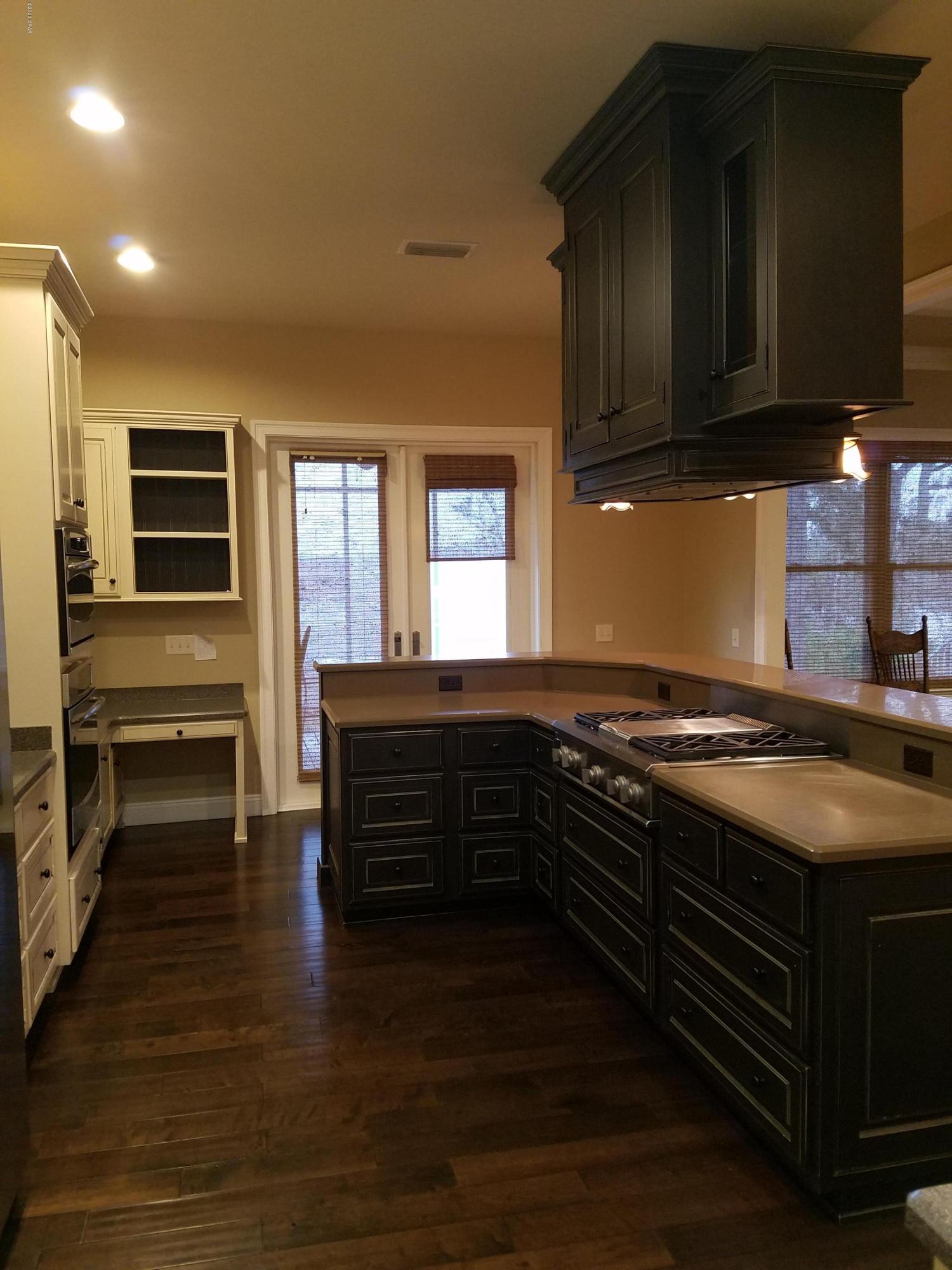 [No Recorded Subdiv] - Residential Lease