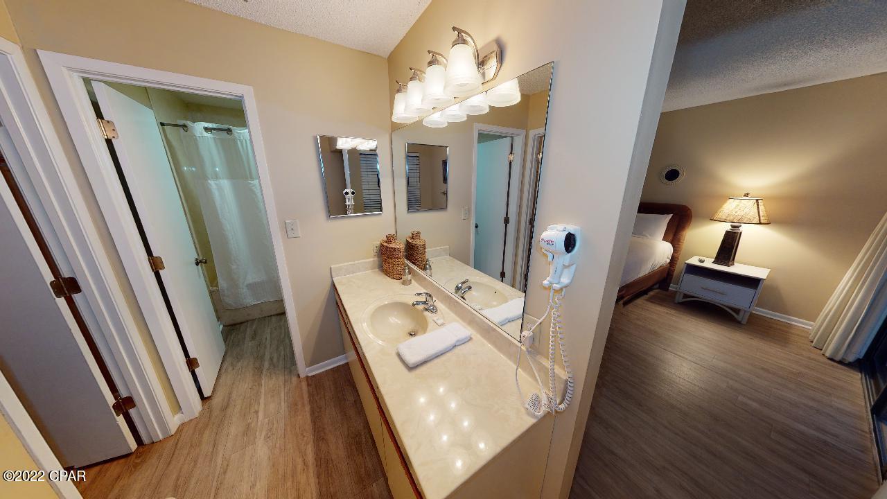 Edgewater Golf Villas 1 - Residential