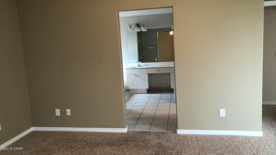 Hammocks Phase VI - Residential Lease