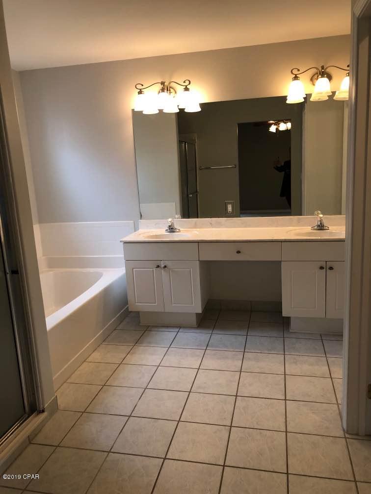 Hammocks Phase VI - Residential Lease