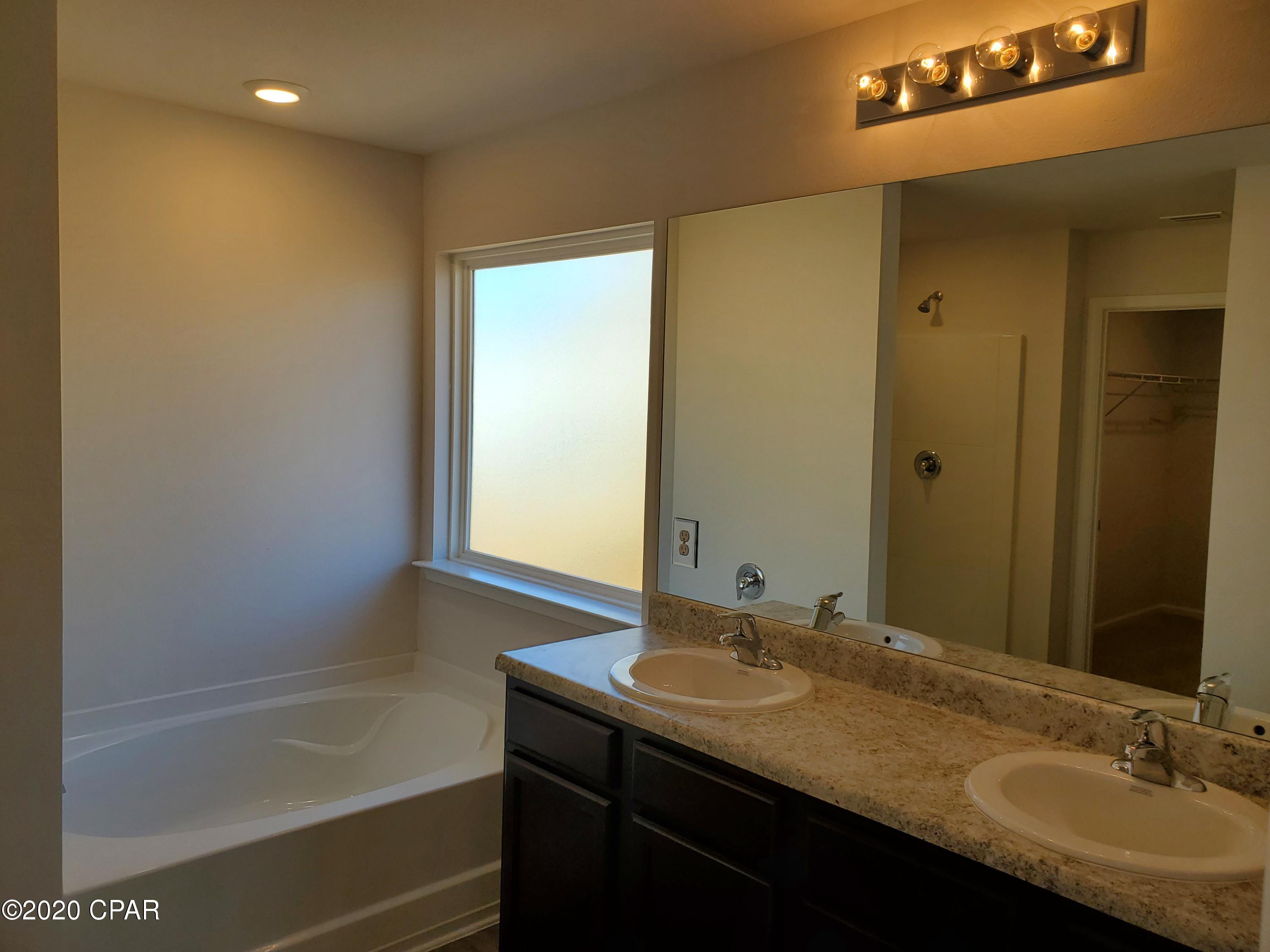 Bridge Harbor - Residential