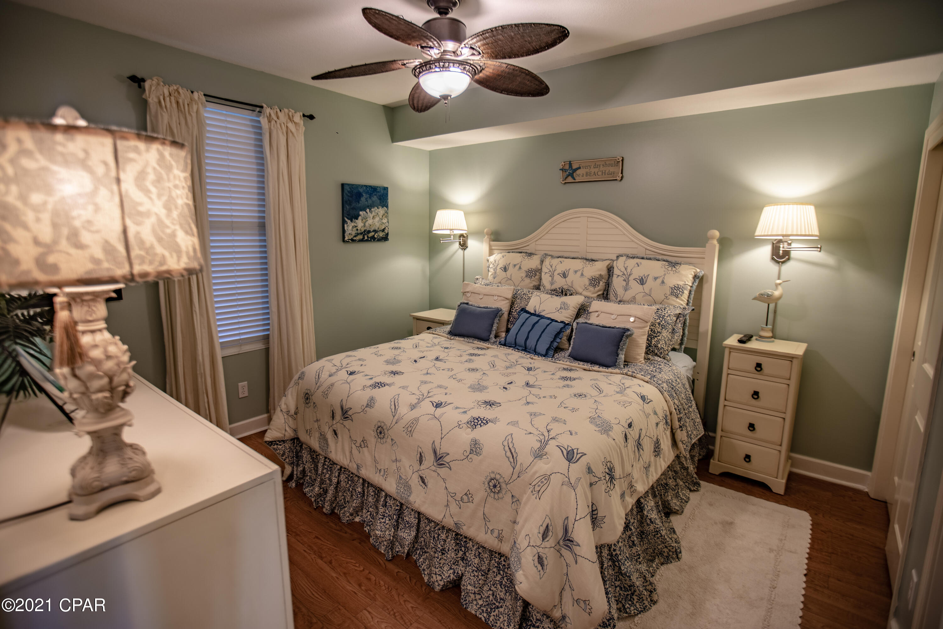 Grandview East At Long Beach - Residential