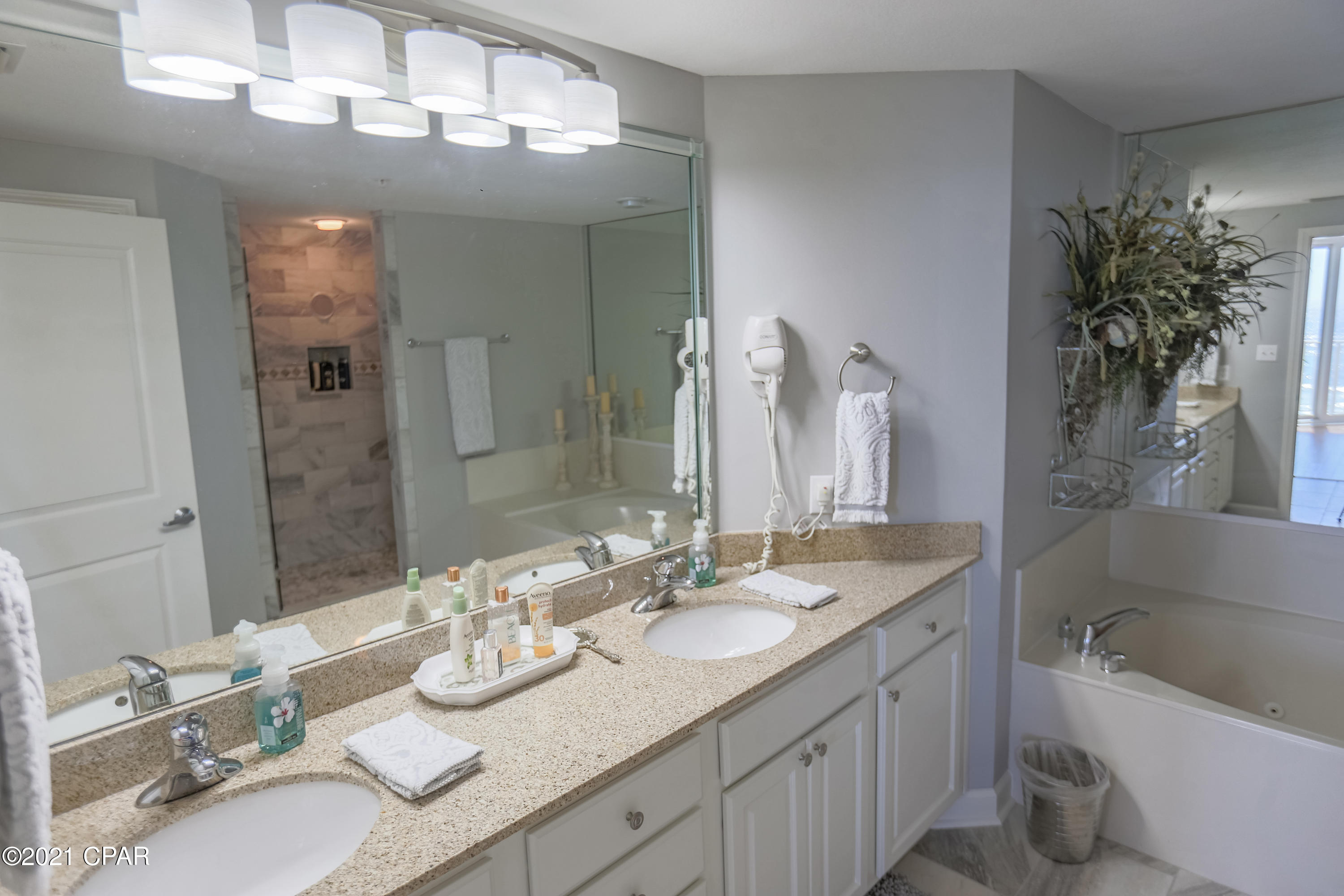 Grandview East At Long Beach - Residential