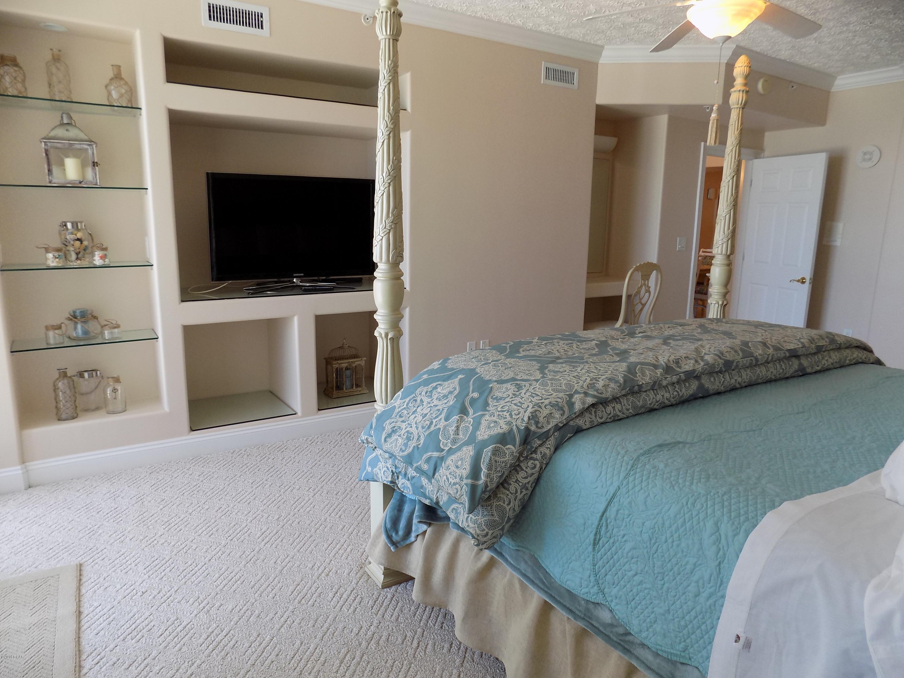 Hidden Dunes Condo - Residential