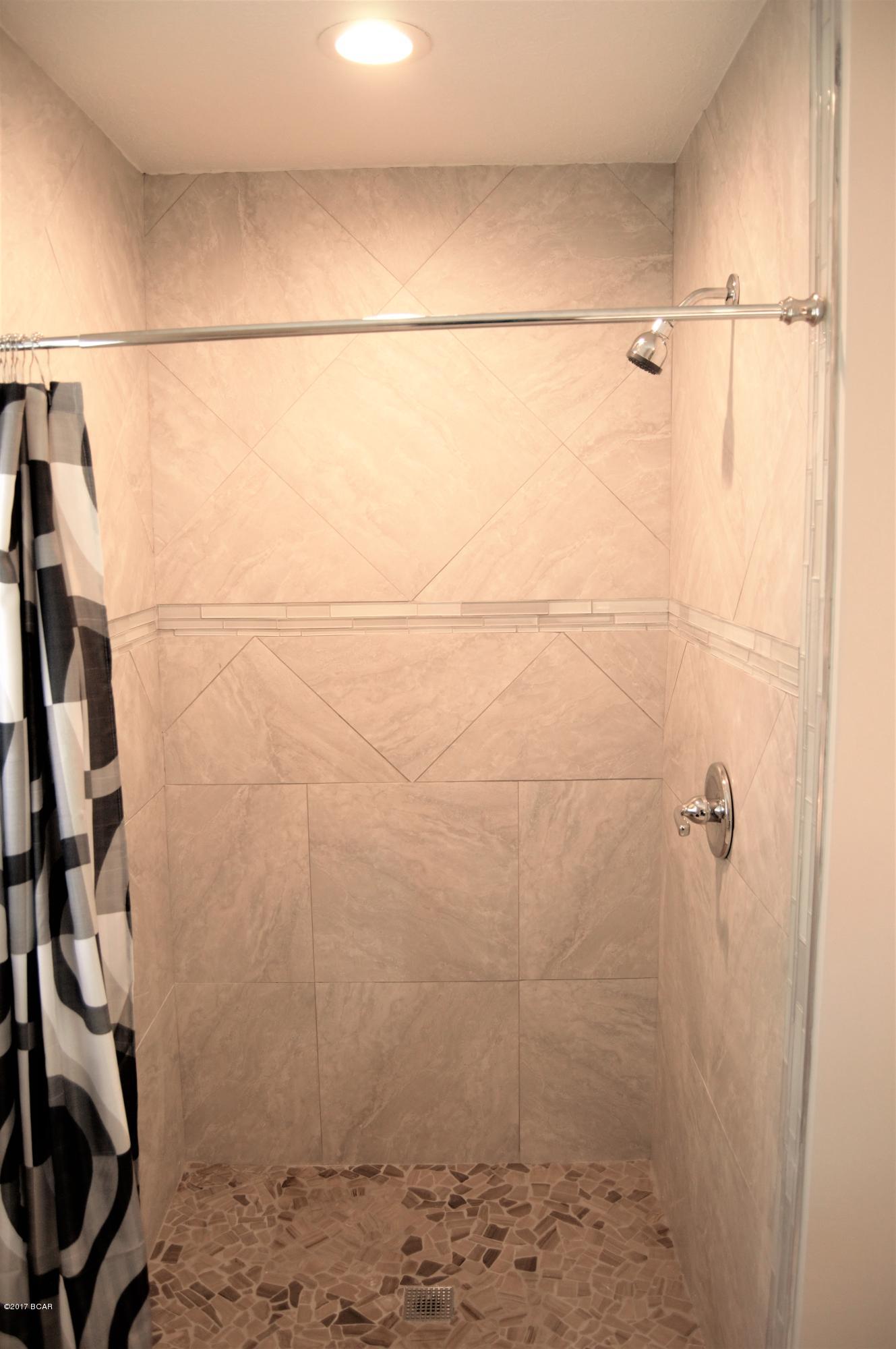 Belaire Estates Replat - Residential