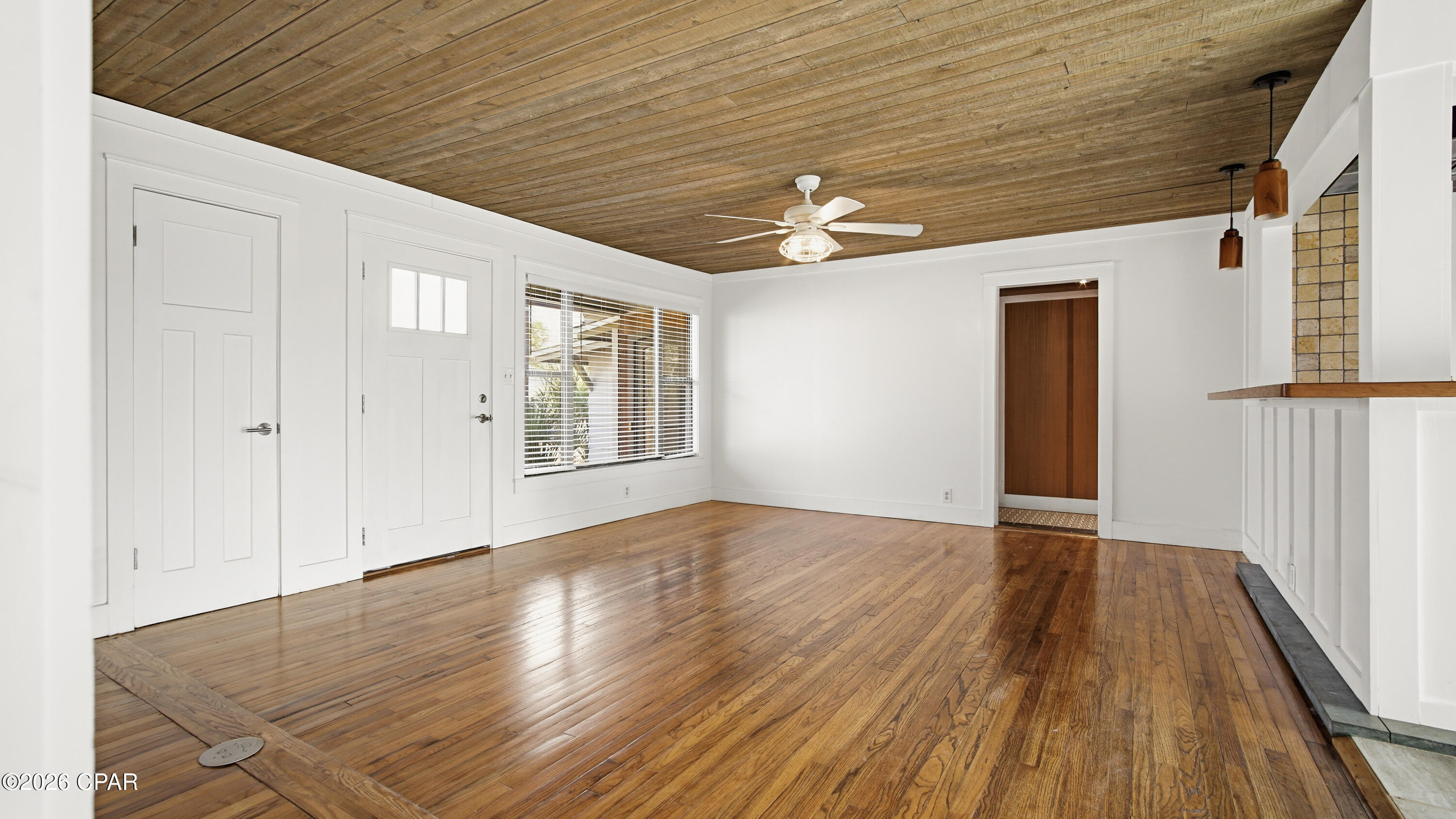 [No Recorded Subdiv] - Residential Lease