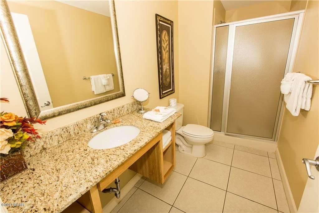 Splash Condo - Residential