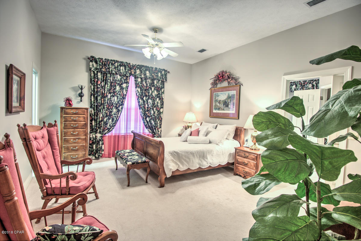 Creek Hollow Estates Unit - Residential