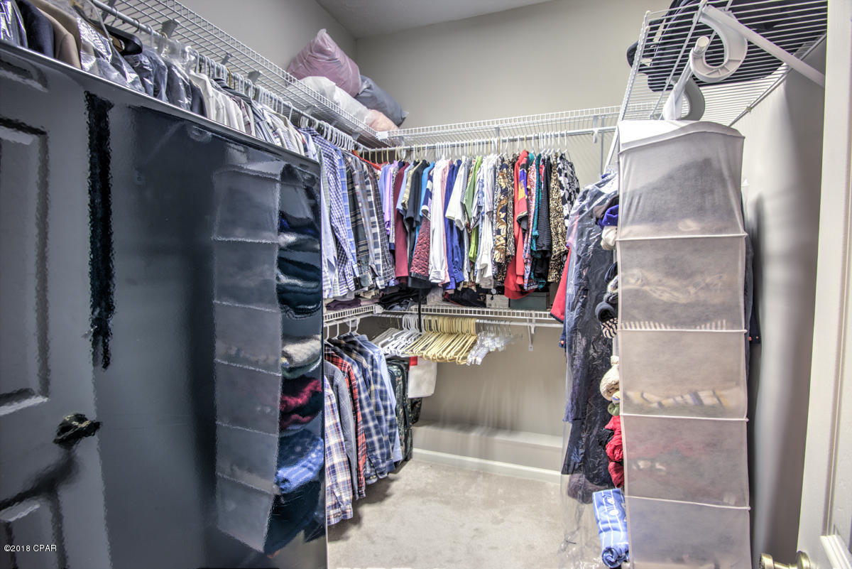 Creek Hollow Estates Unit - Residential