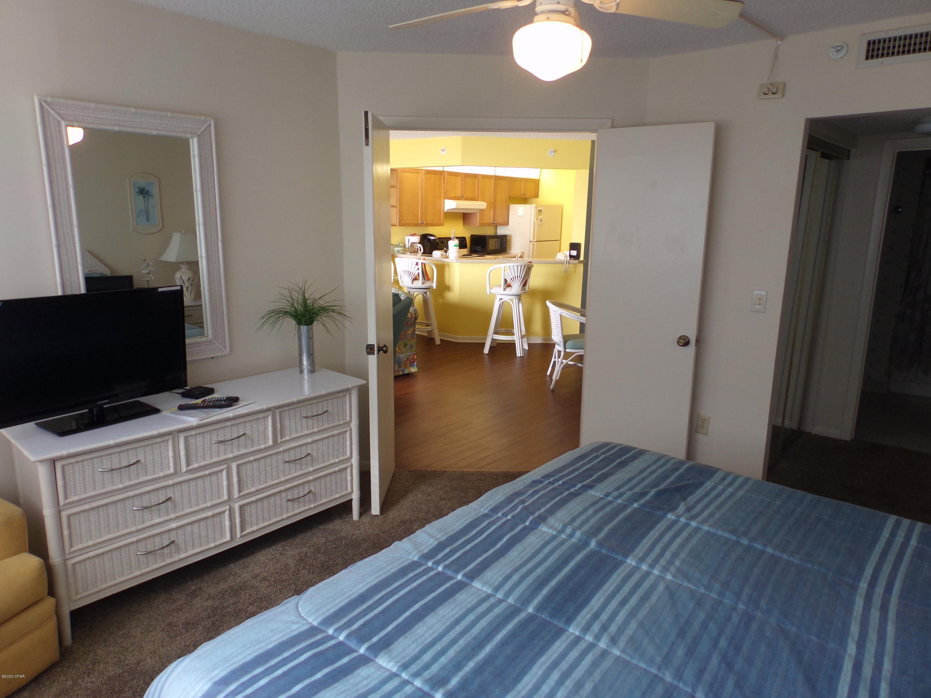 Summerhouse Condo. - Residential