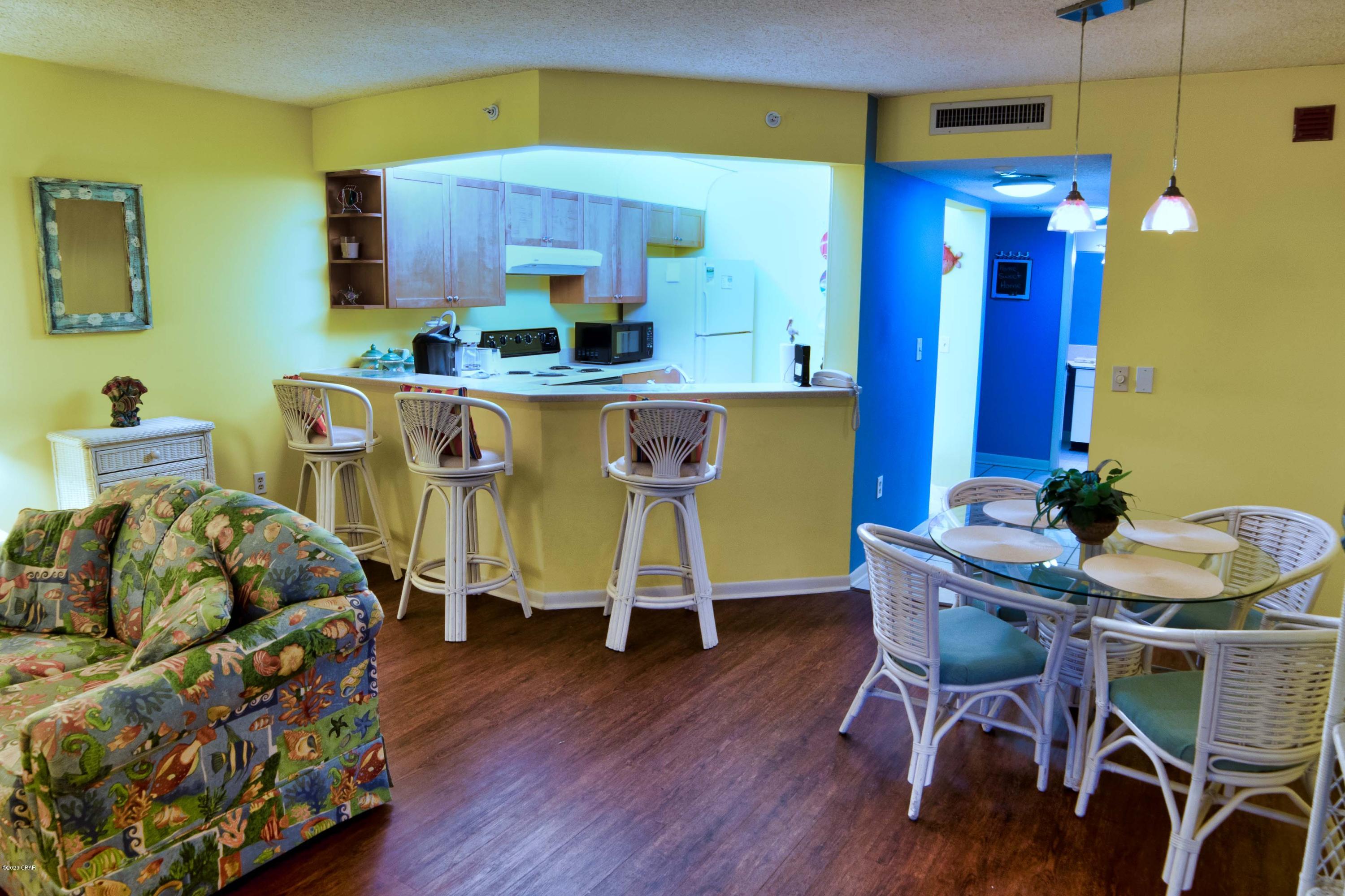 Summerhouse Condo. - Residential