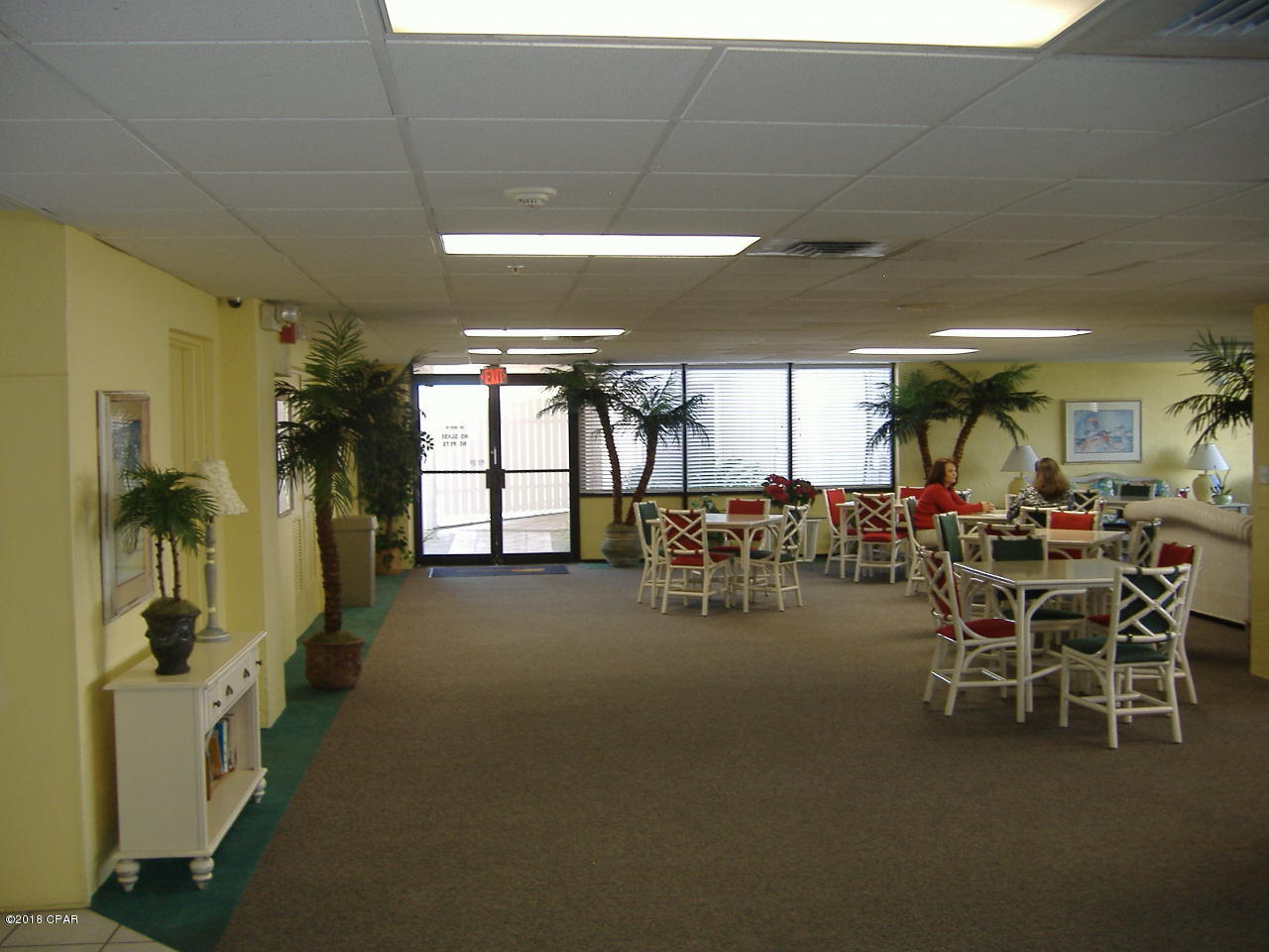 Summerhouse Condo. - Residential