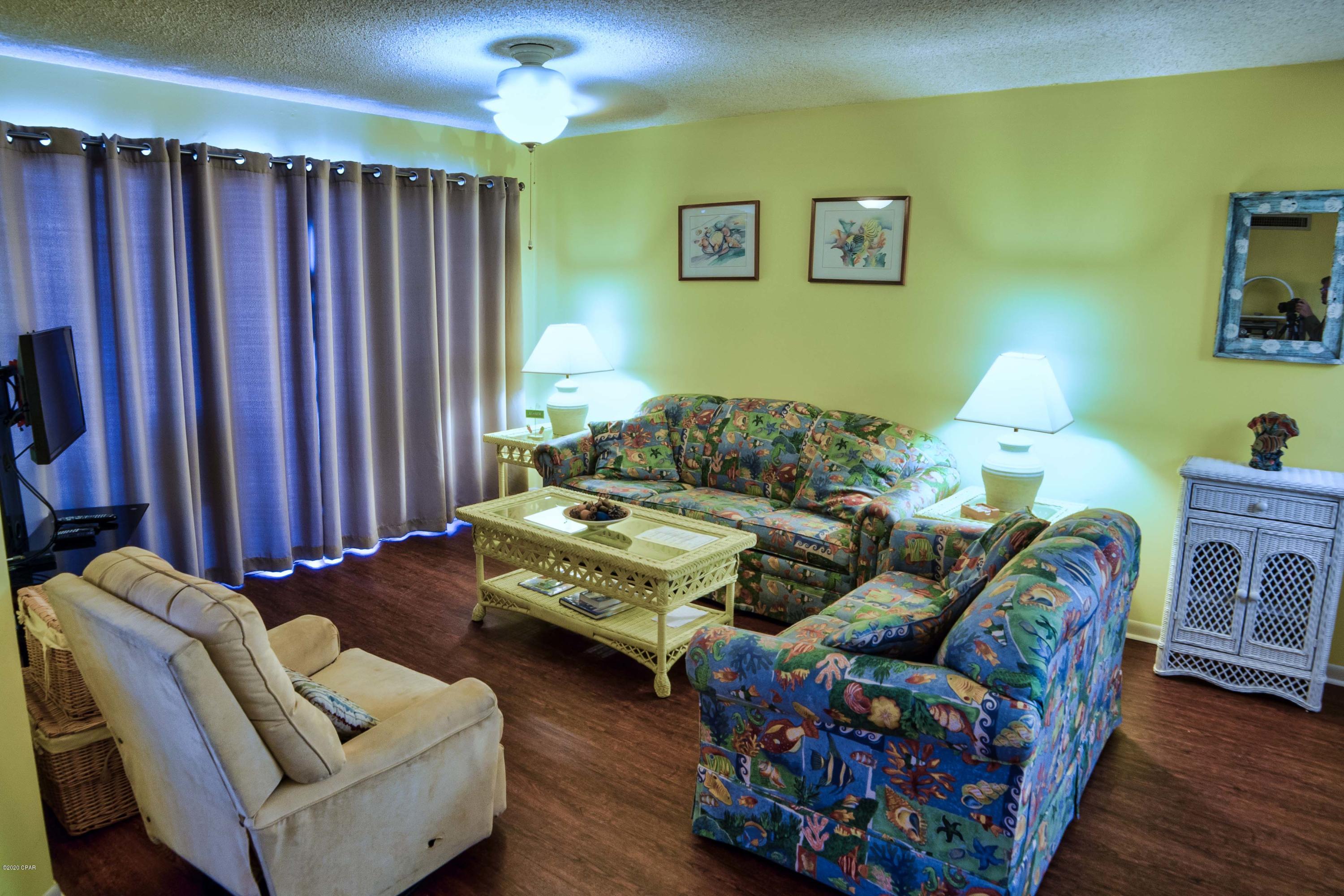 Summerhouse Condo. - Residential