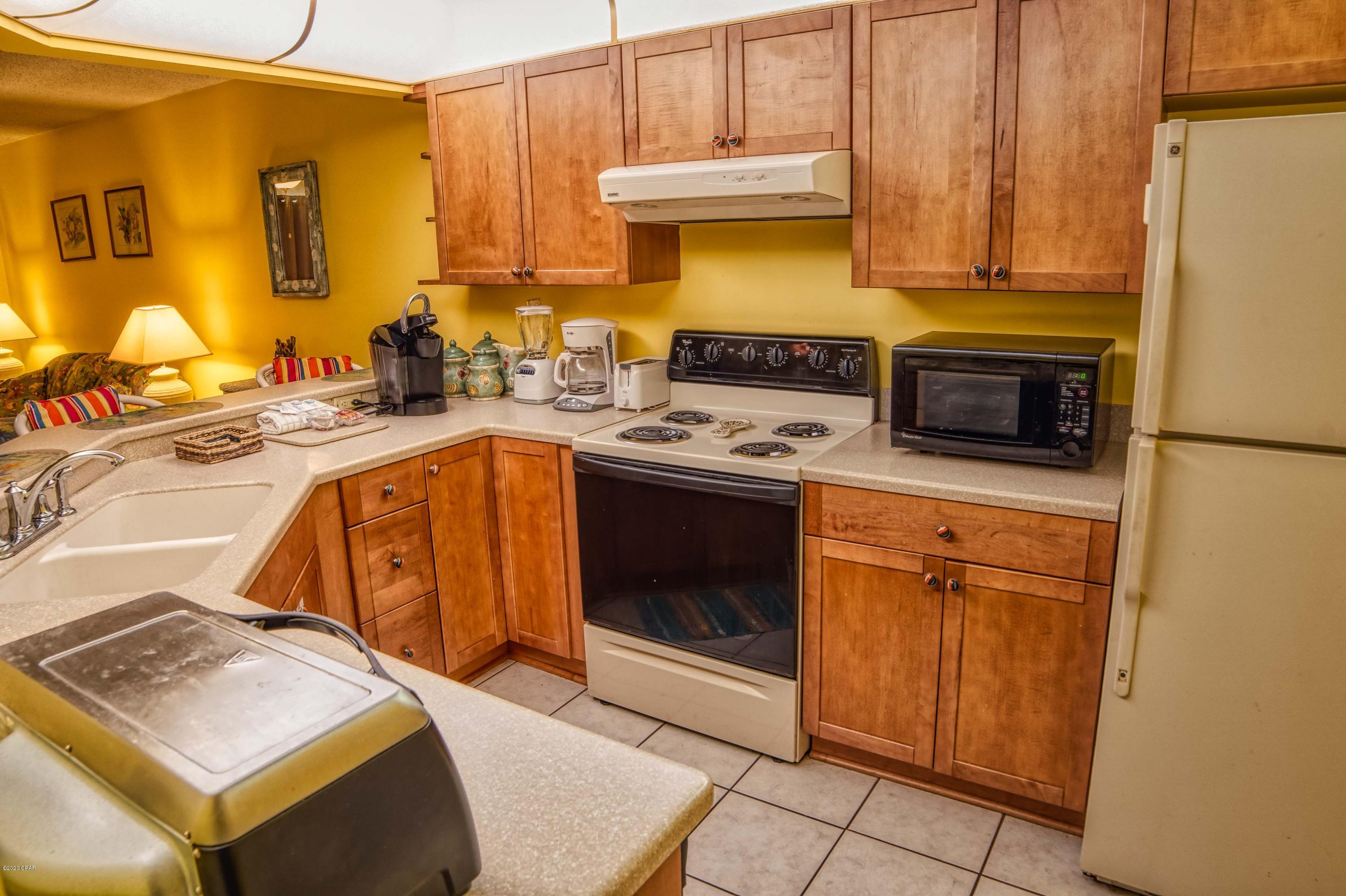 Summerhouse Condo. - Residential