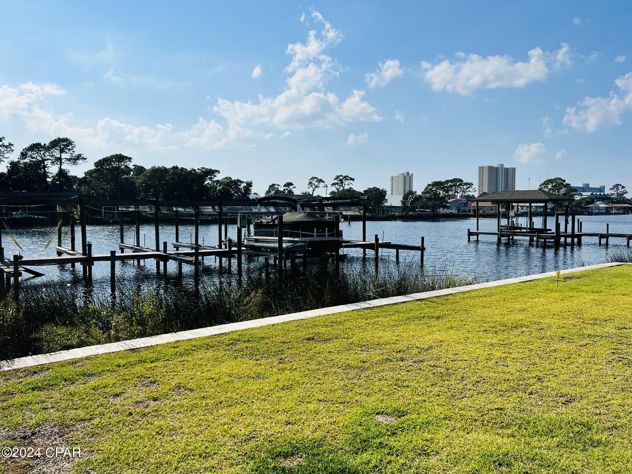 Landward Townhouses - Residential