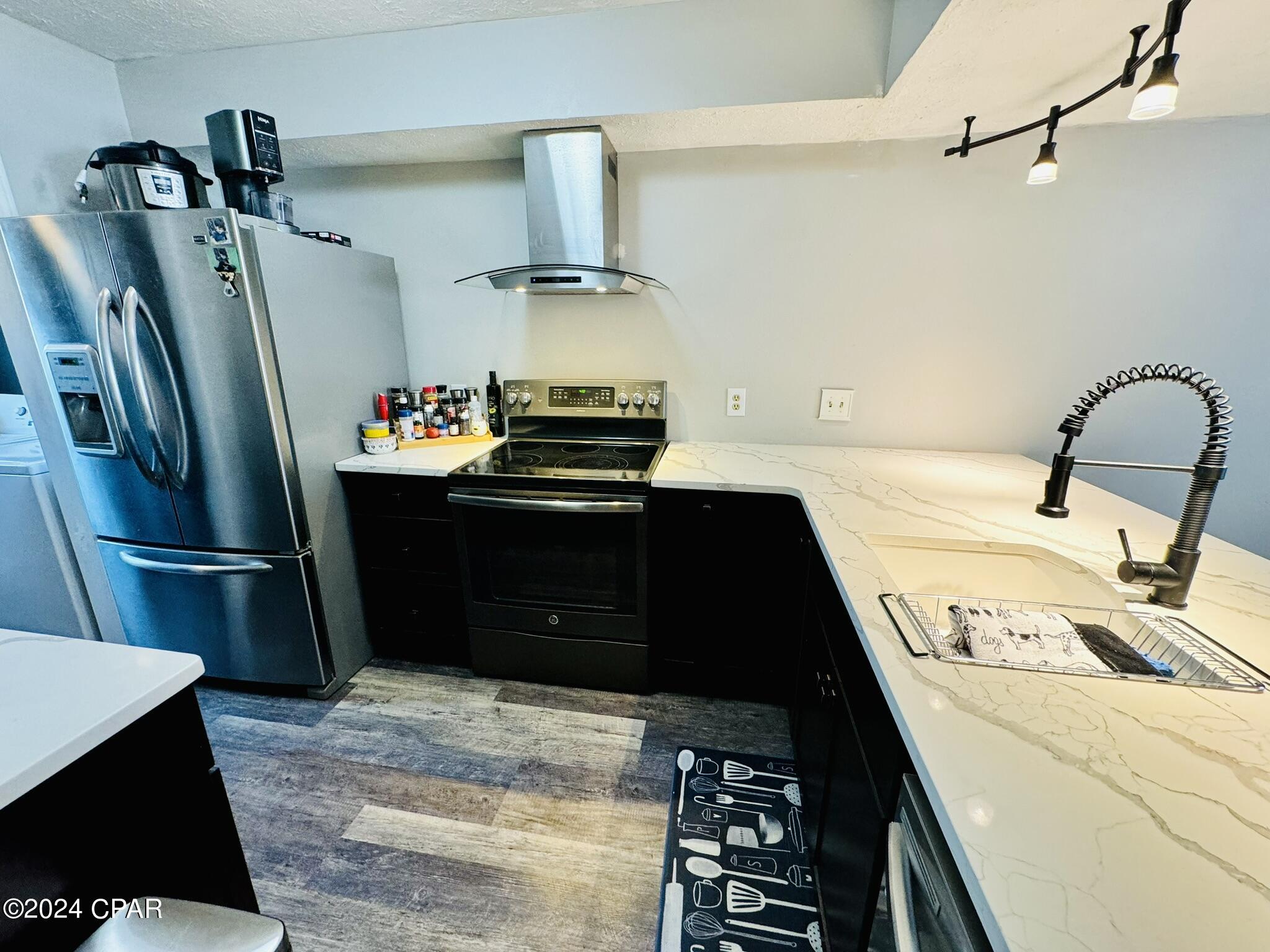 Landward Townhouses - Residential