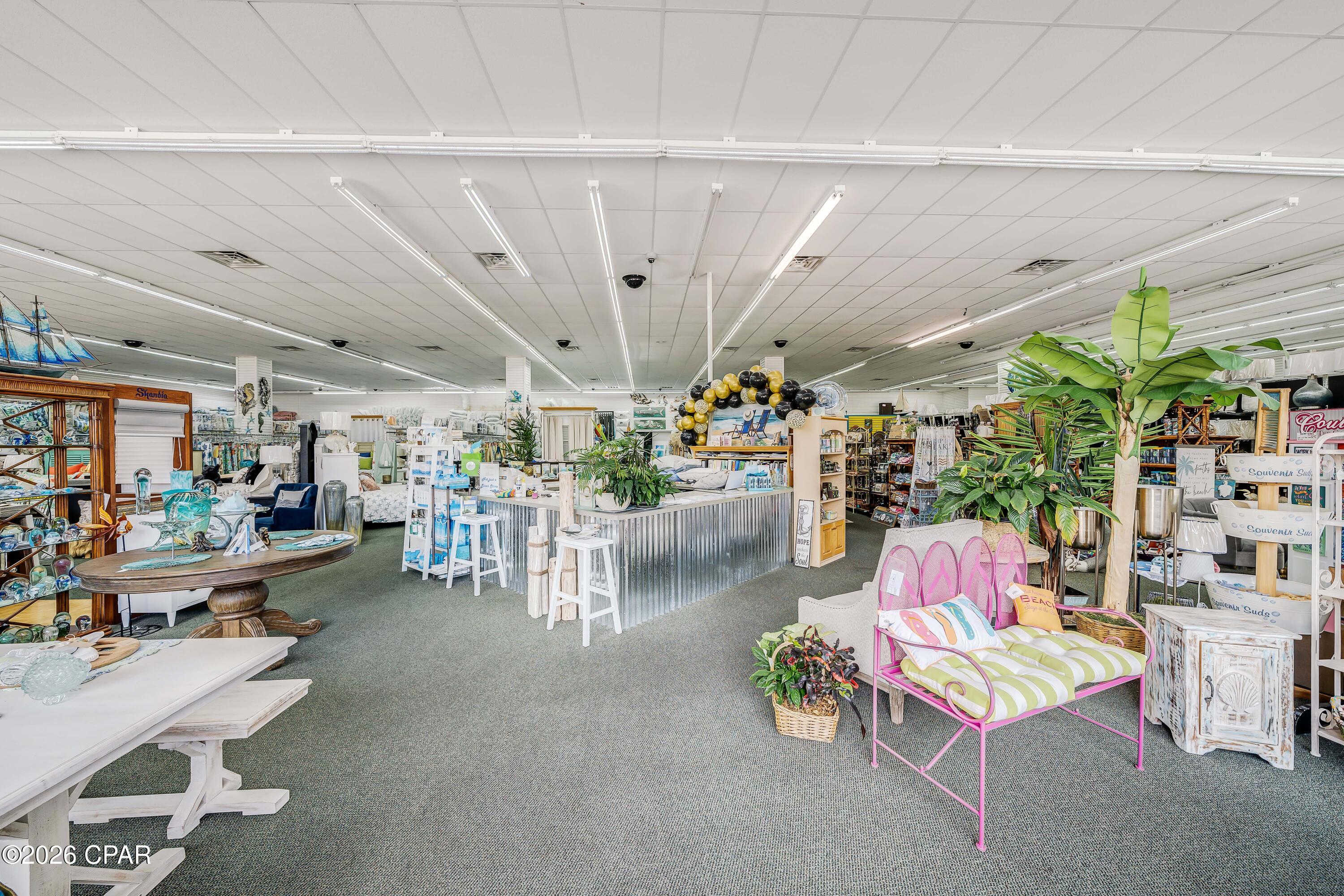 [No Recorded Subdiv] - Commercial Sale