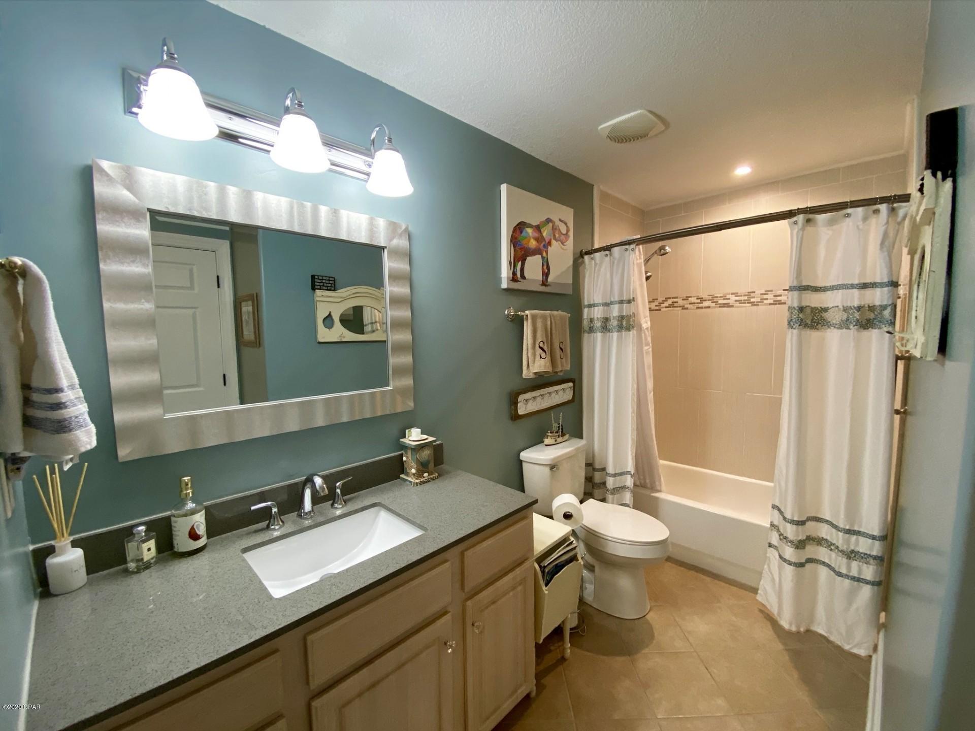 Emerald Isle - Residential