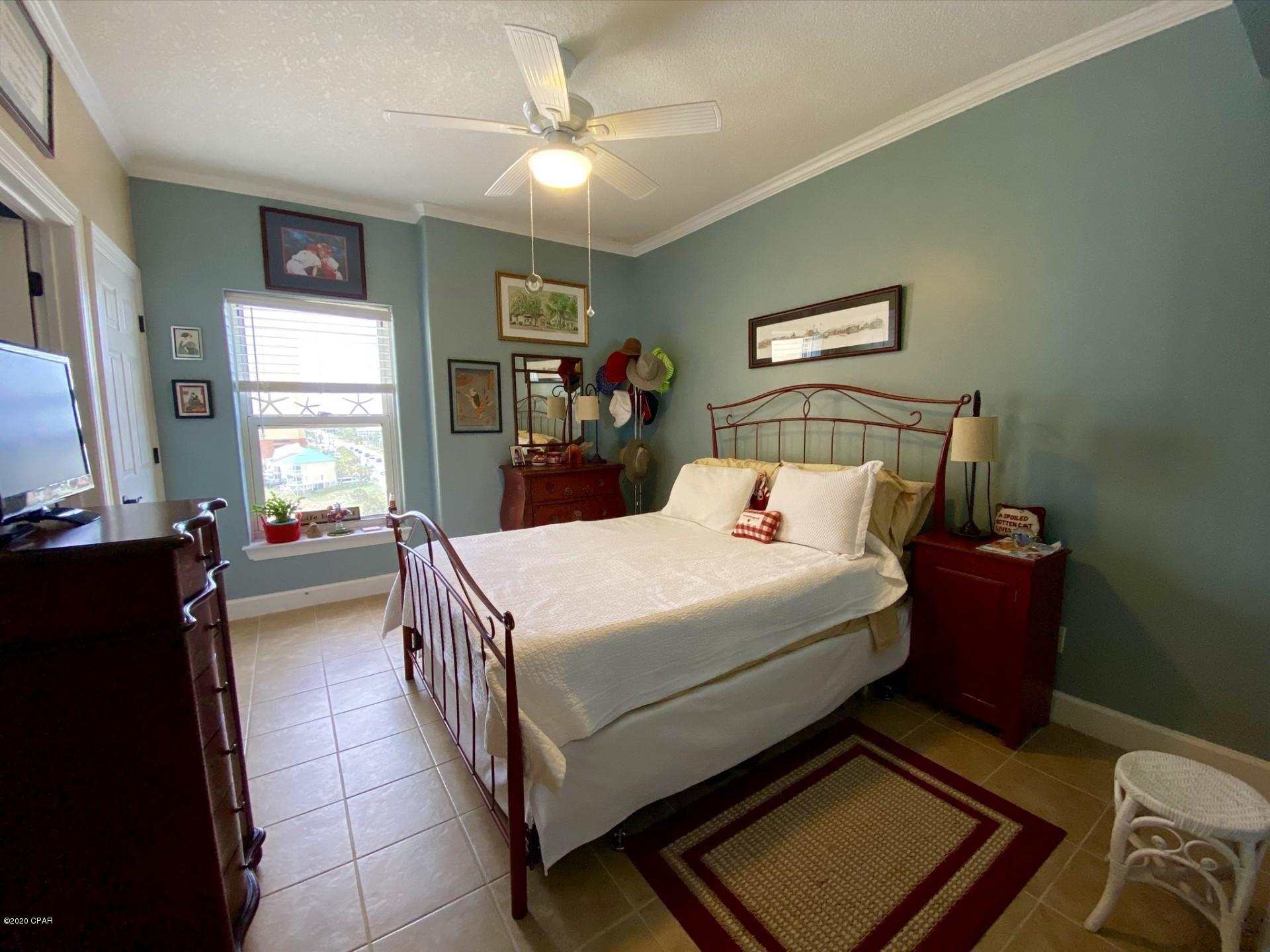 Emerald Isle - Residential