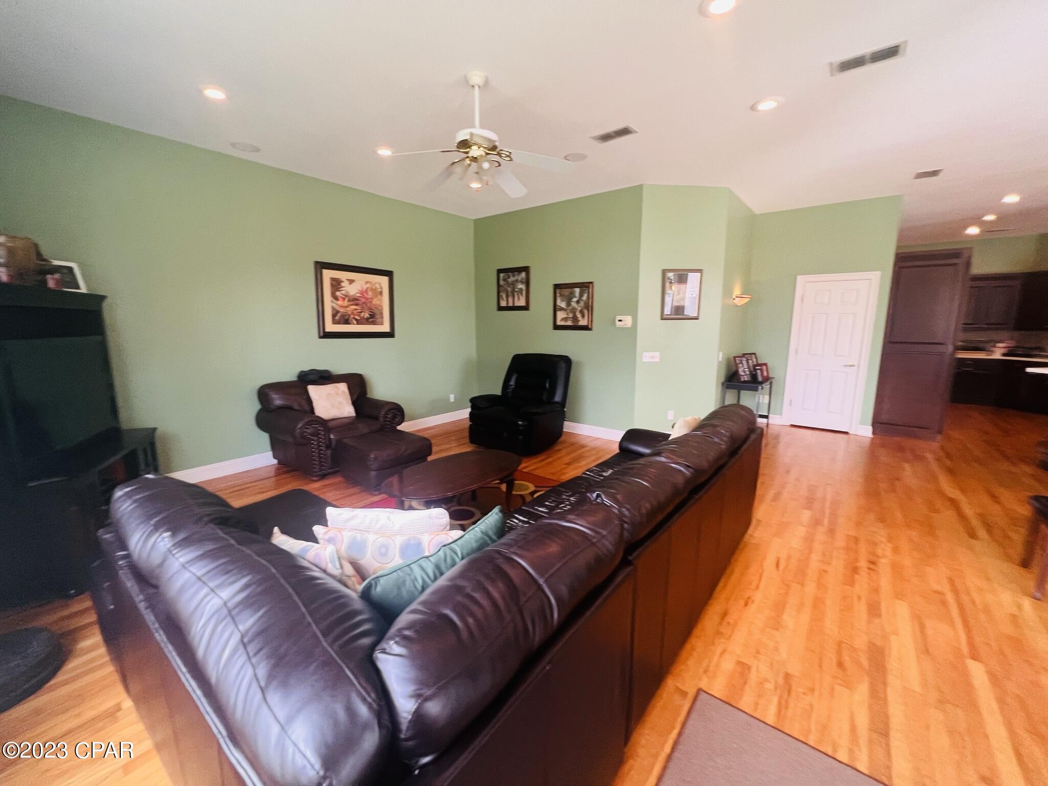 Mowat Highlands Ph X - Residential