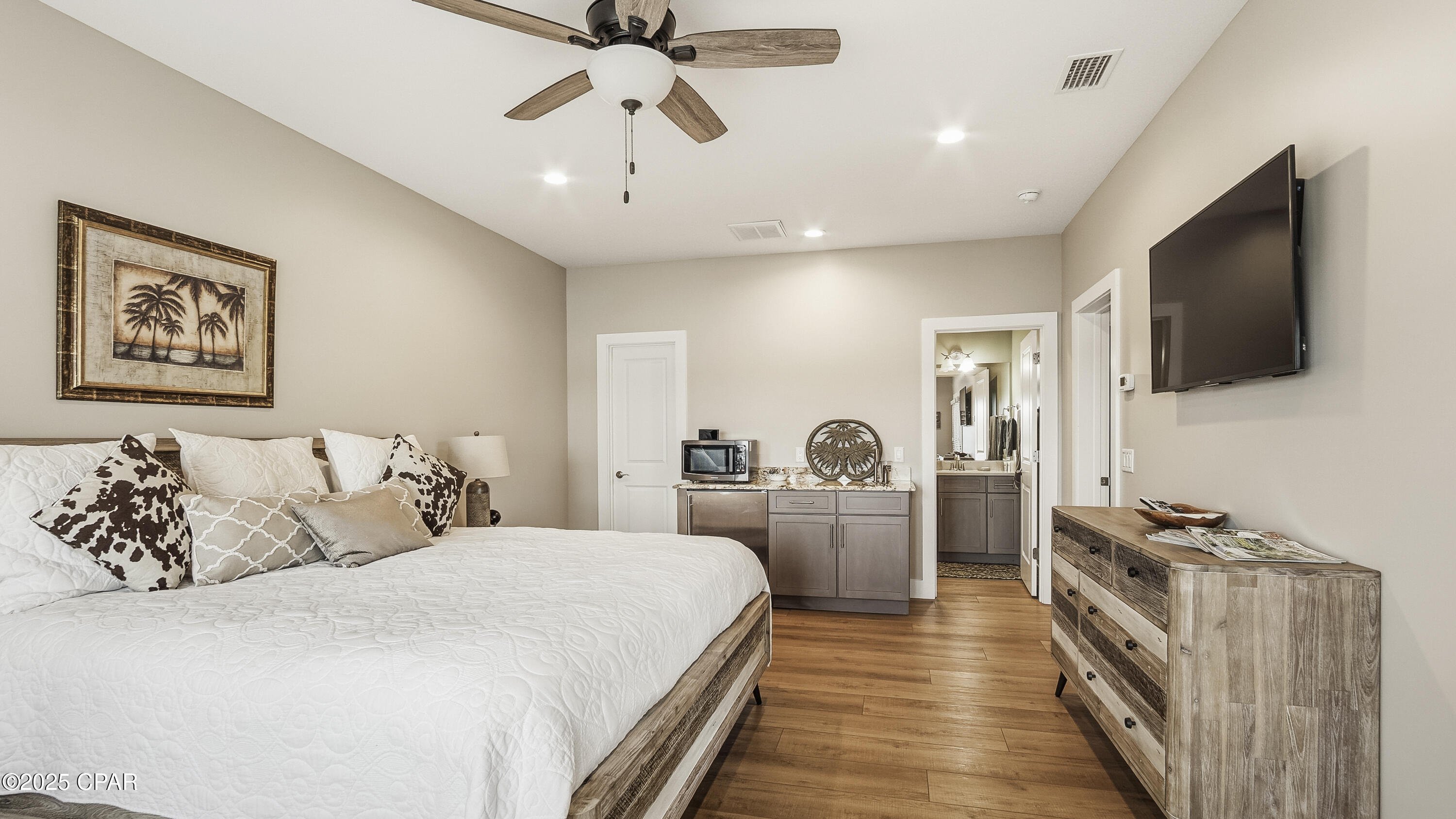 Chain Lakes - Residential