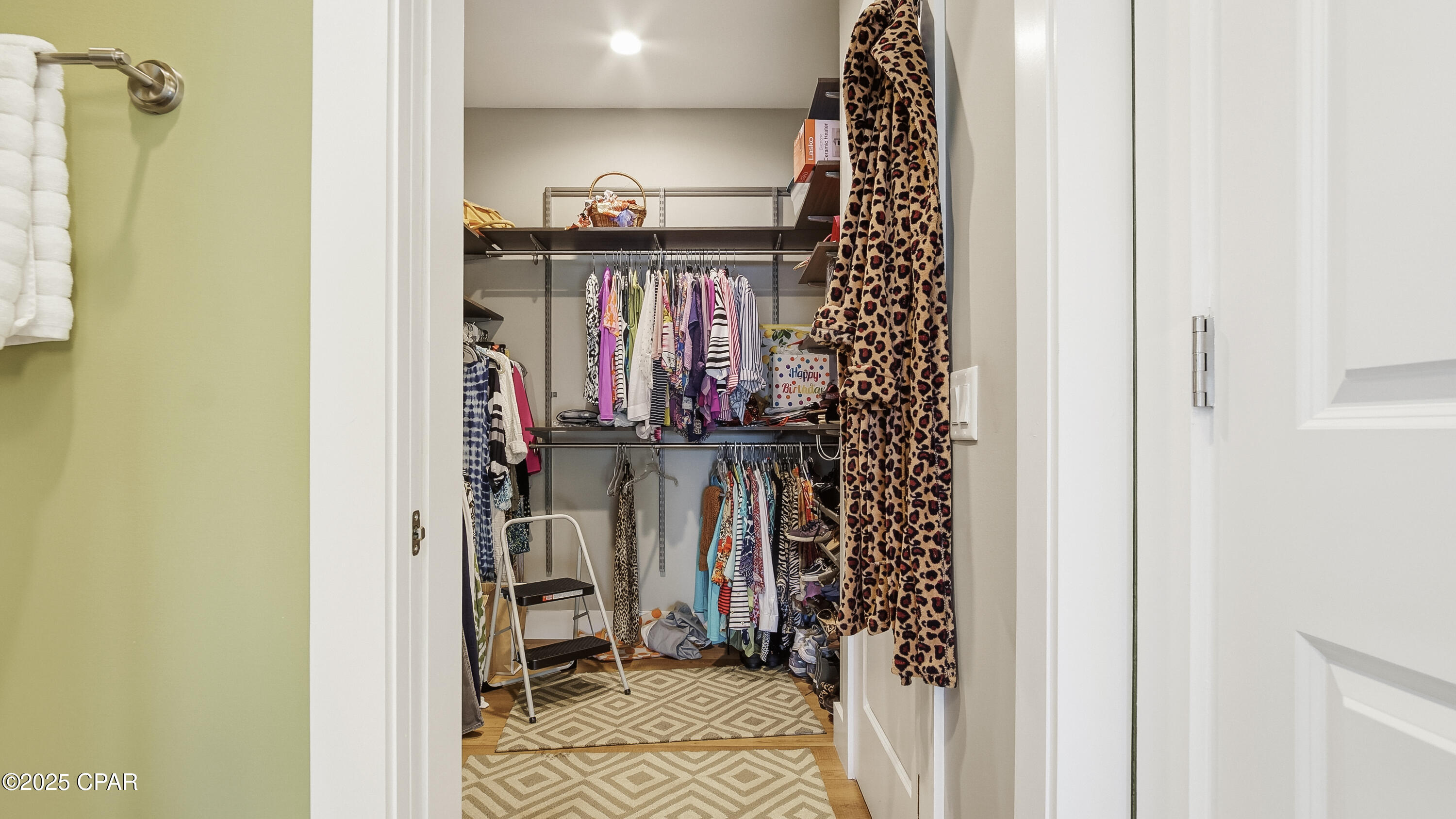 Chain Lakes - Residential