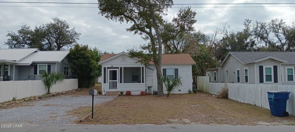 listing image 0