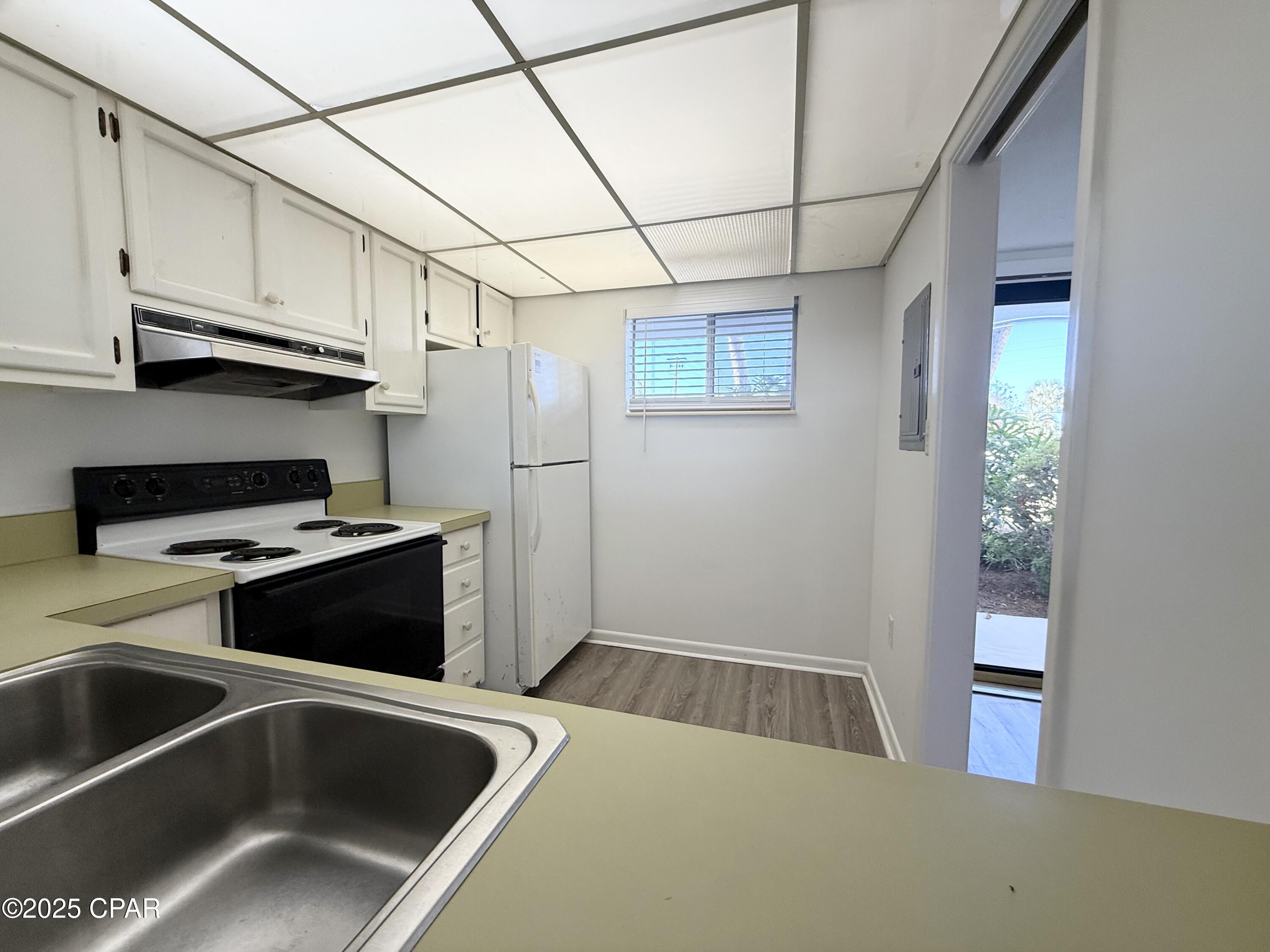 Leisure #1 Condo - Residential