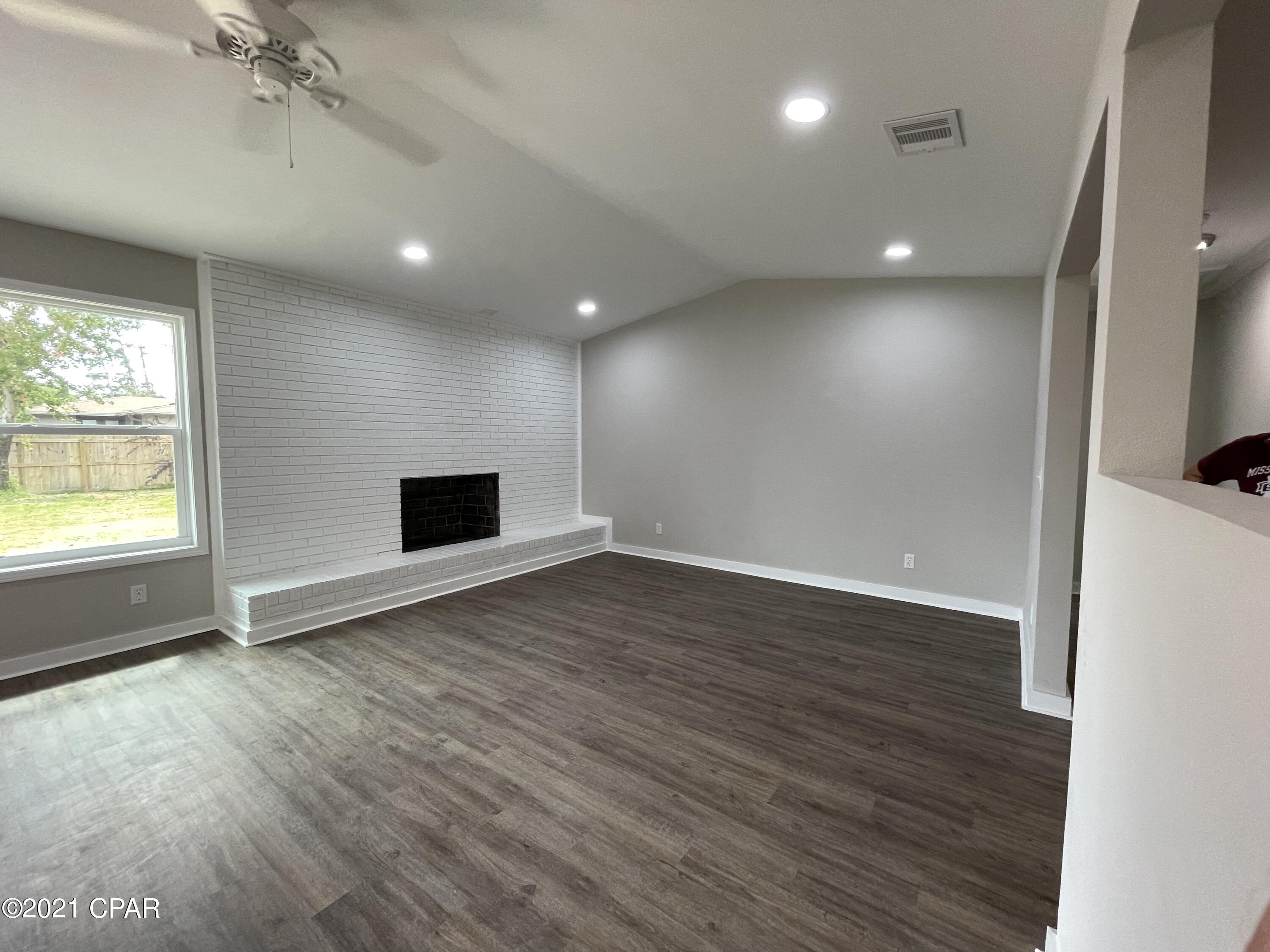 Belaire Estates Replat - Residential