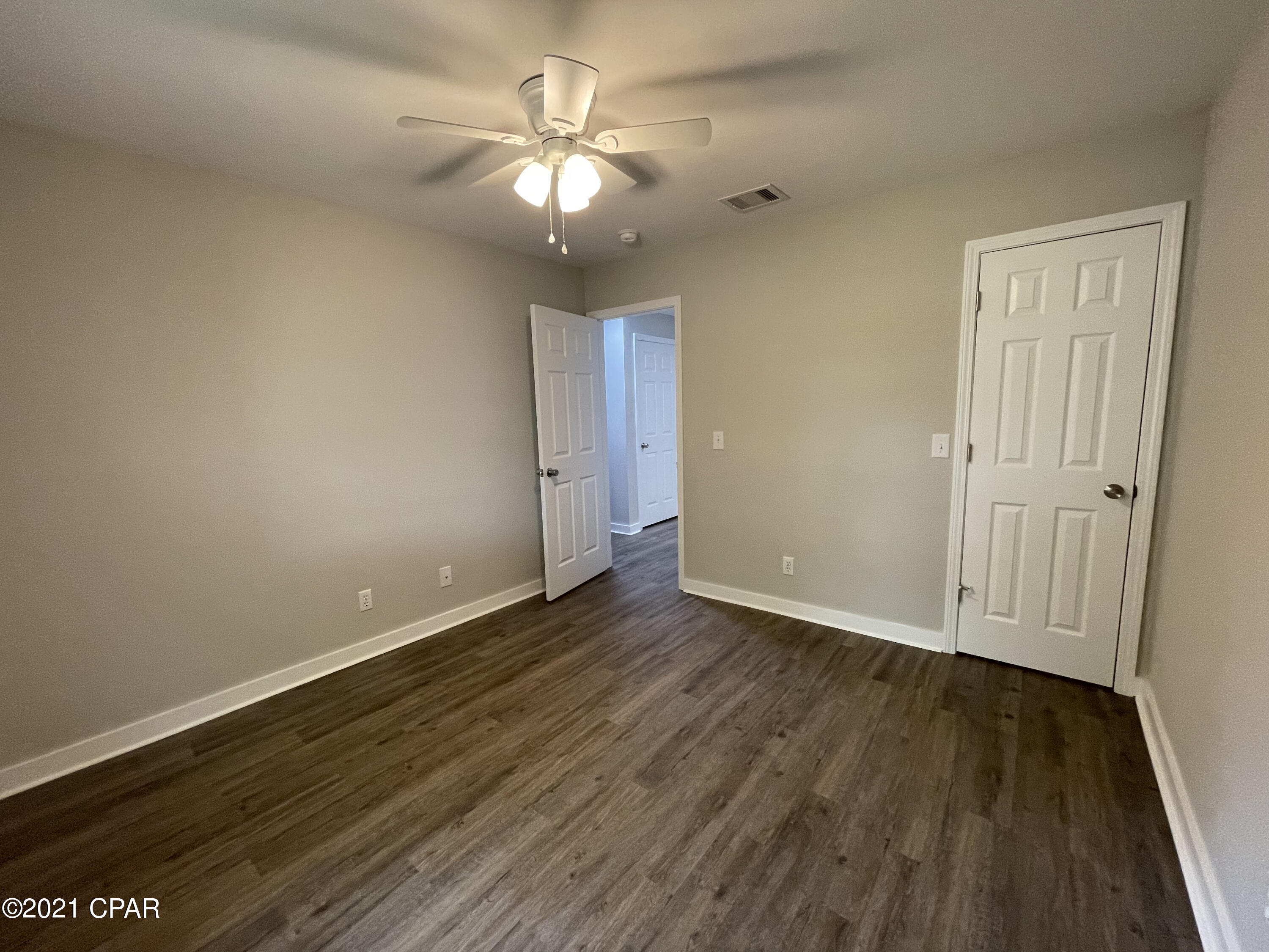 Belaire Estates Replat - Residential