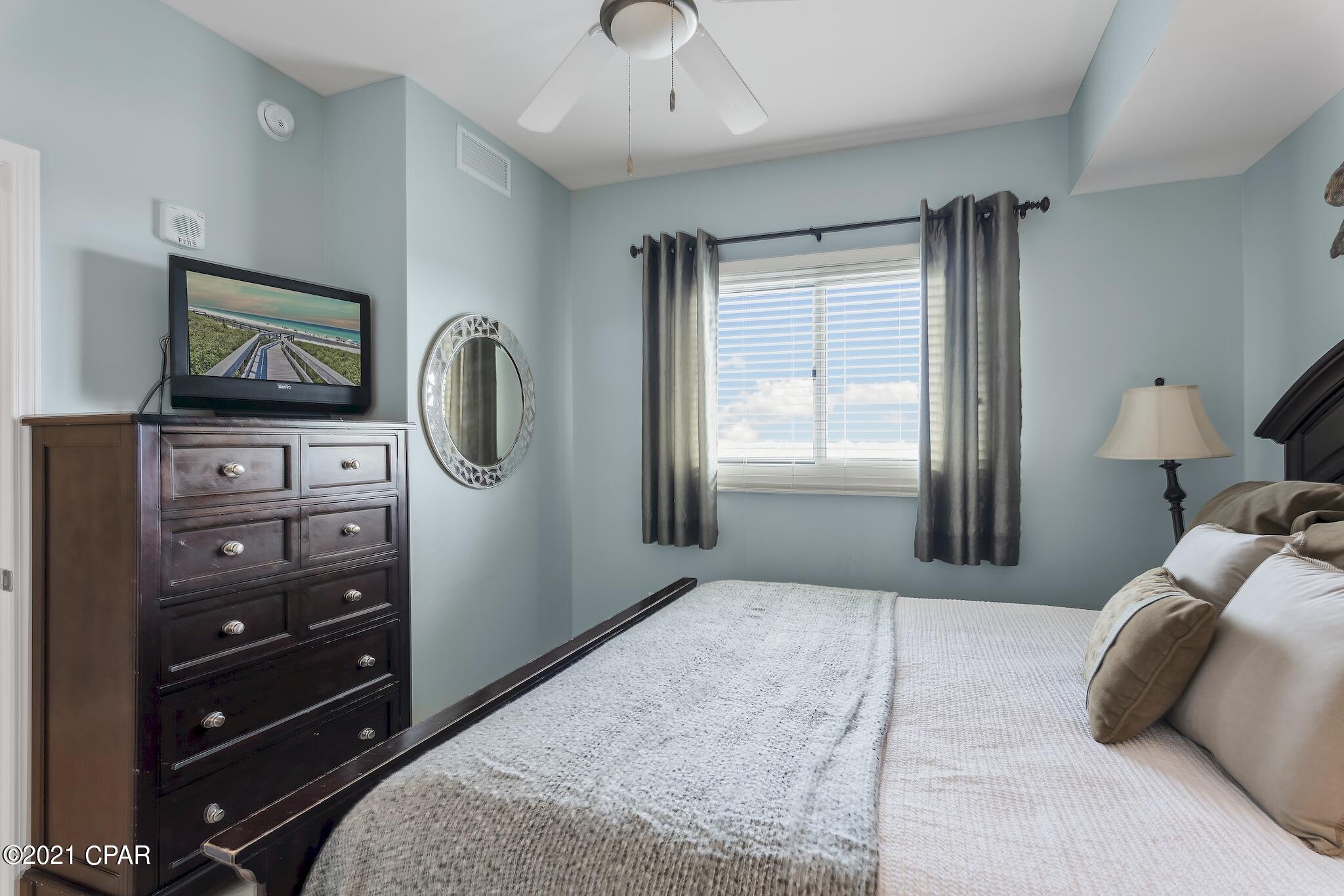 Sterling Breeze - Residential