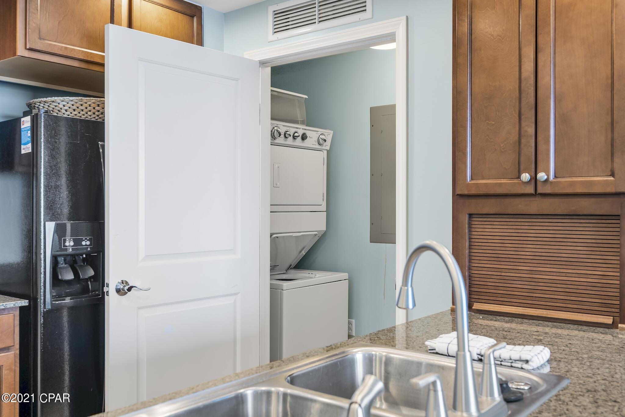 Sterling Breeze - Residential