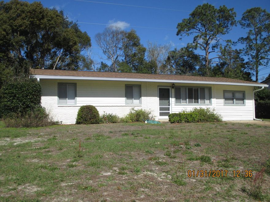 3 bedroom 1 bathroom centrally located in the St. Andrews area. All property sizes and ages are approximate, please measure and/or verify if important. School assignments are subject to change, please check with Bay County for most accurate information. Deposit is the same as the rent. Pets allowed with owner approval and NON REFUNDABLE pet fee applies per pet. Breed restrictions apply.