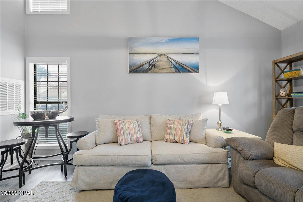 Horizon South XX - Residential