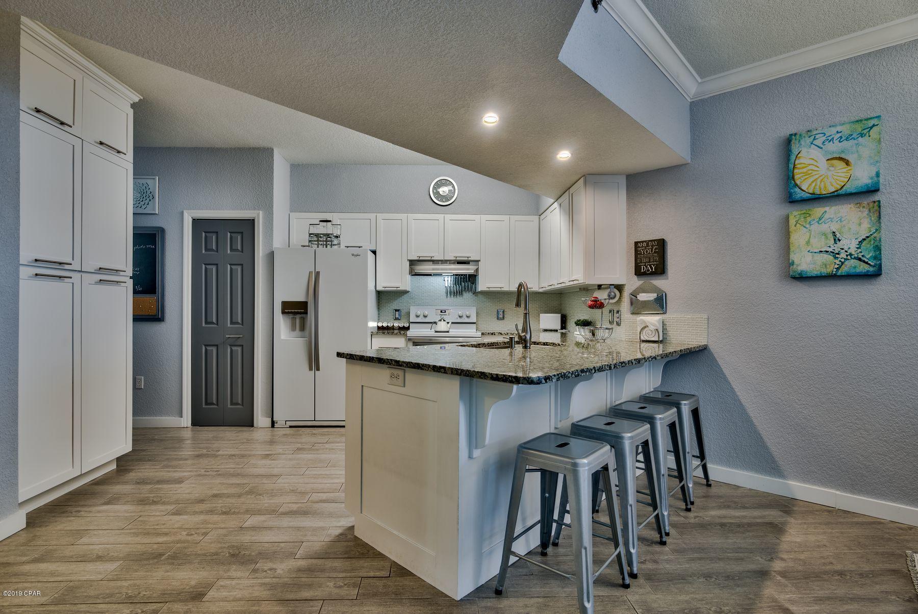 Hibiscus By The Bay - Residential