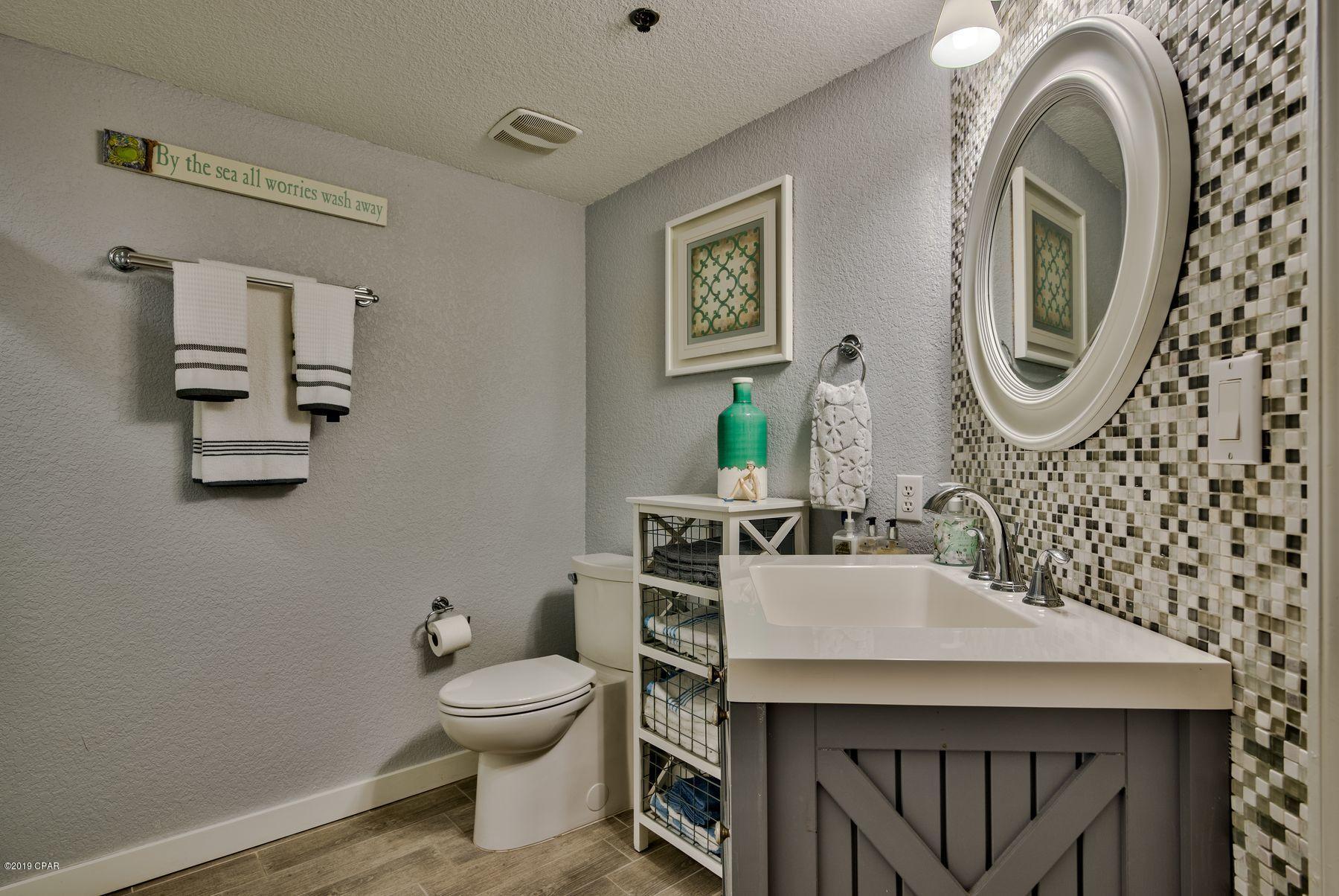 Hibiscus By The Bay - Residential