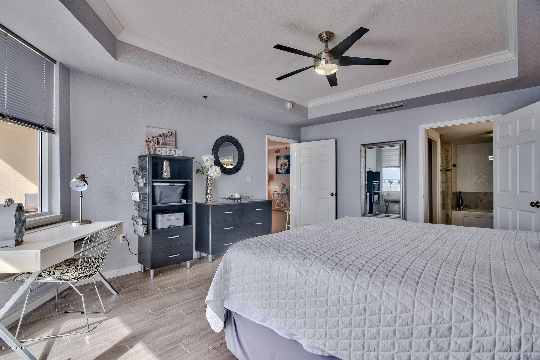 Hibiscus By The Bay - Residential