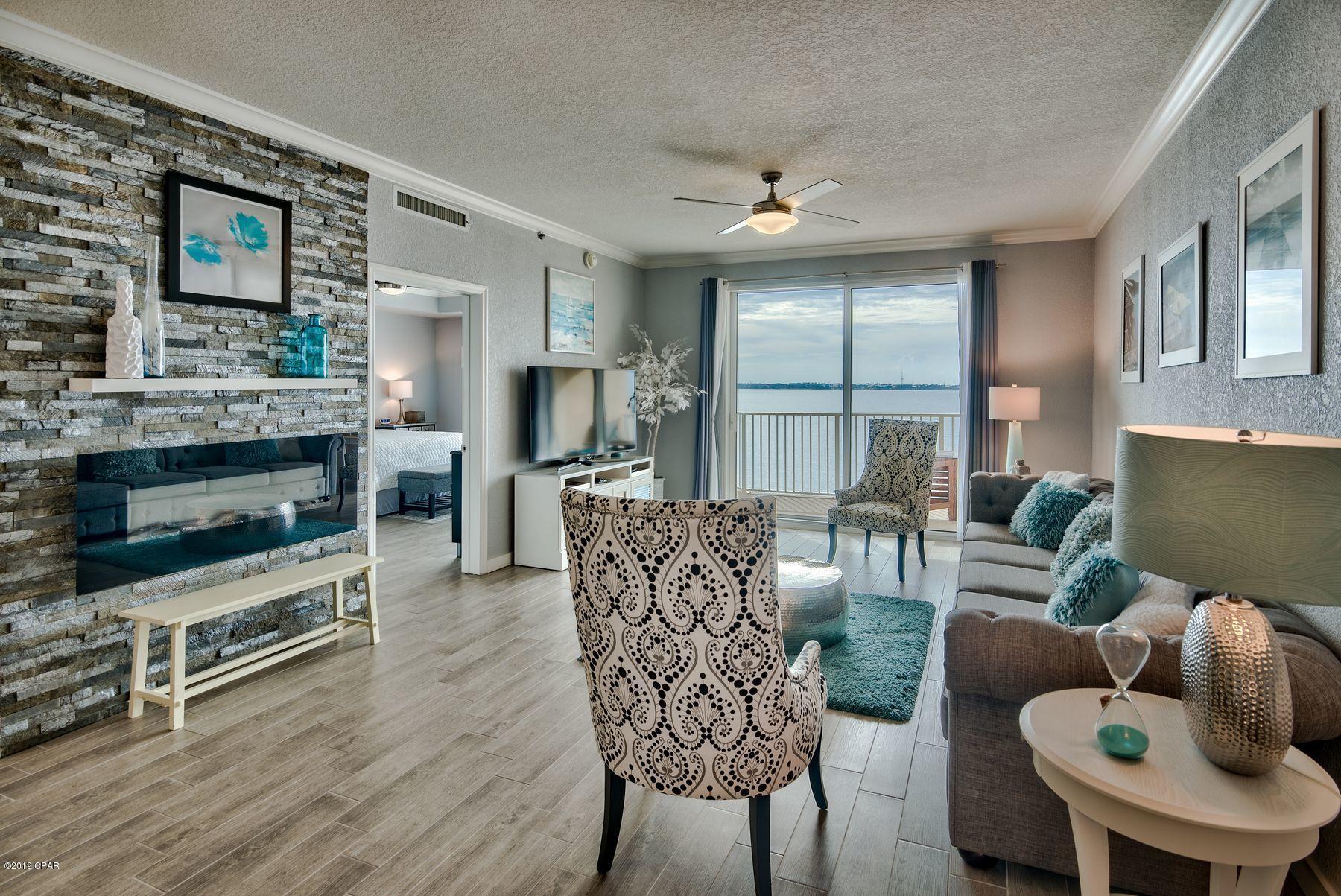 Hibiscus By The Bay - Residential