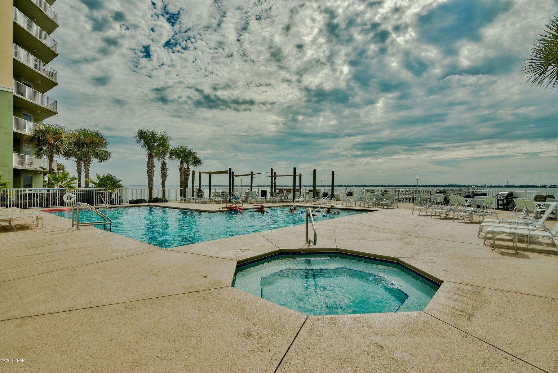 Hibiscus By The Bay - Residential