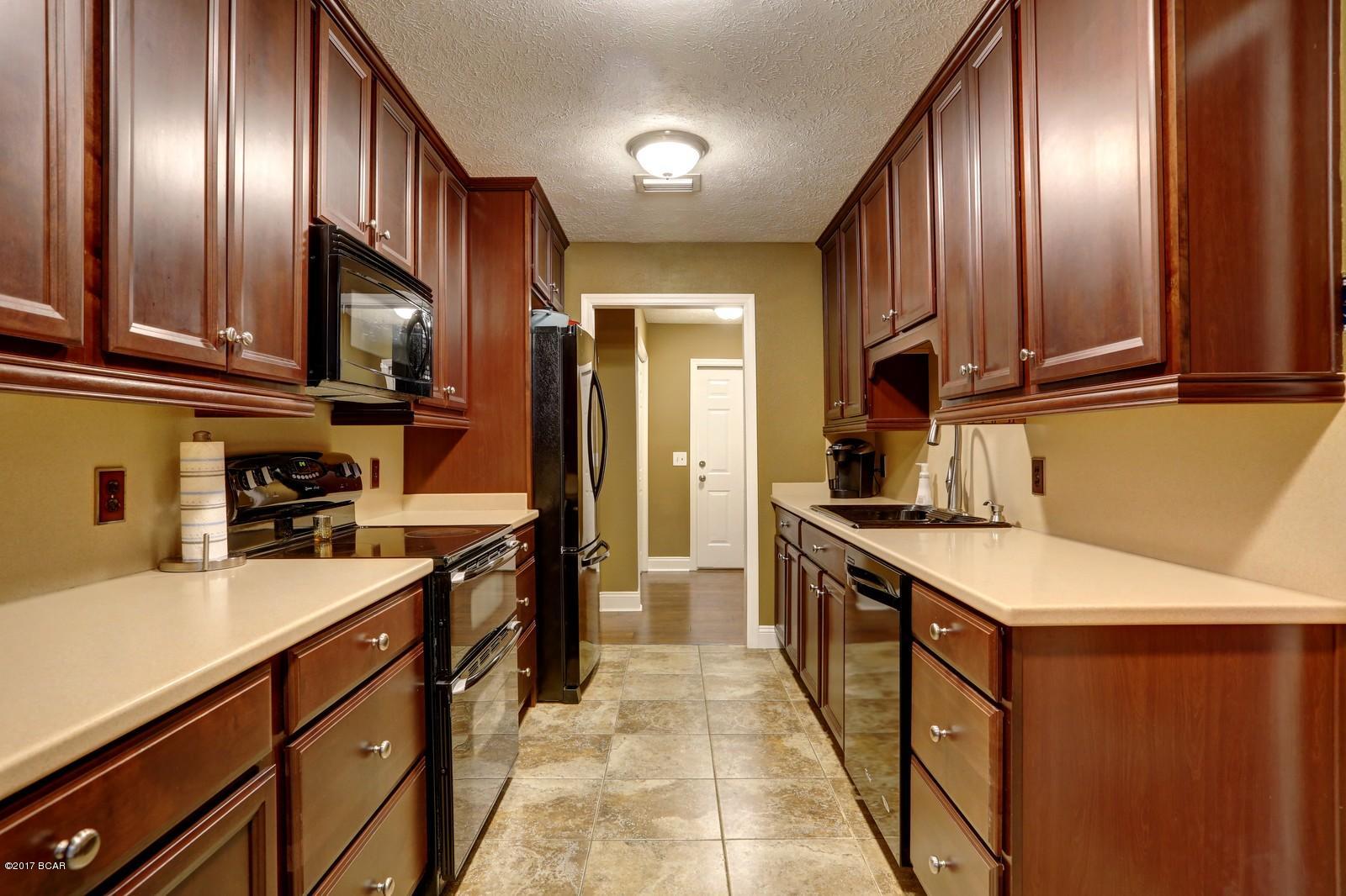 Derby Woods 1st Add - Residential