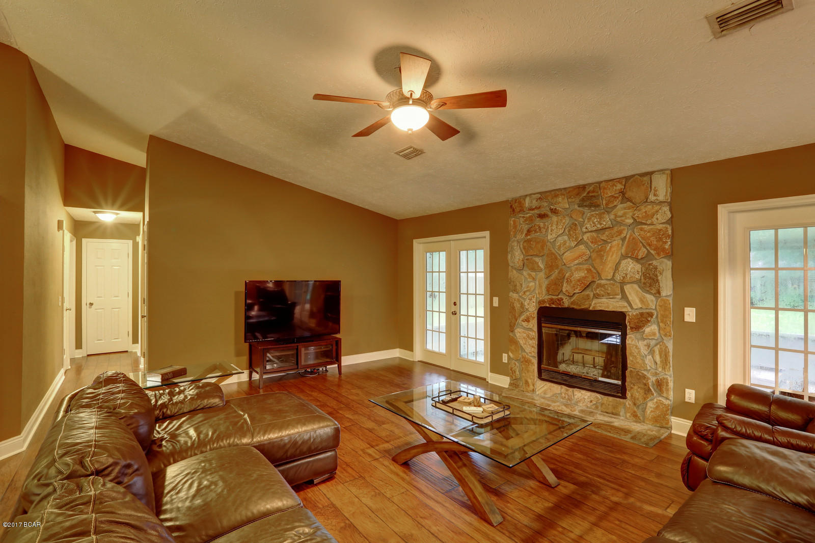 Derby Woods 1st Add - Residential